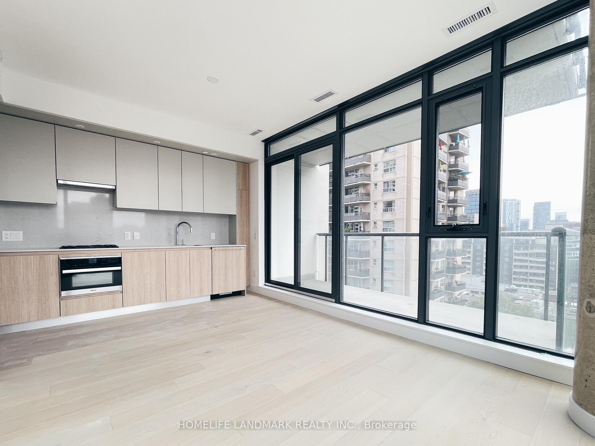 Photo 4 of Unit 903, 81 Wellesley Street E, Toronto, Church-Yonge Corridor — HOMEH