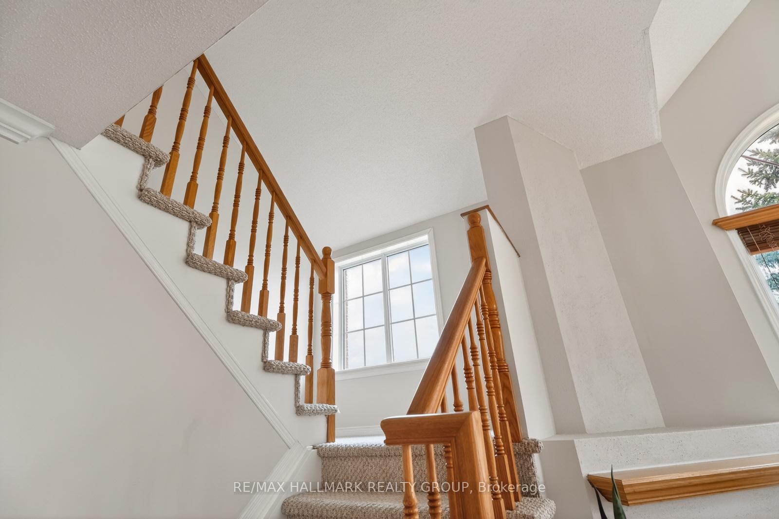 Photo 23 of 142 Gatestone Private, Ottawa, Beacon Hill South — HOMEH