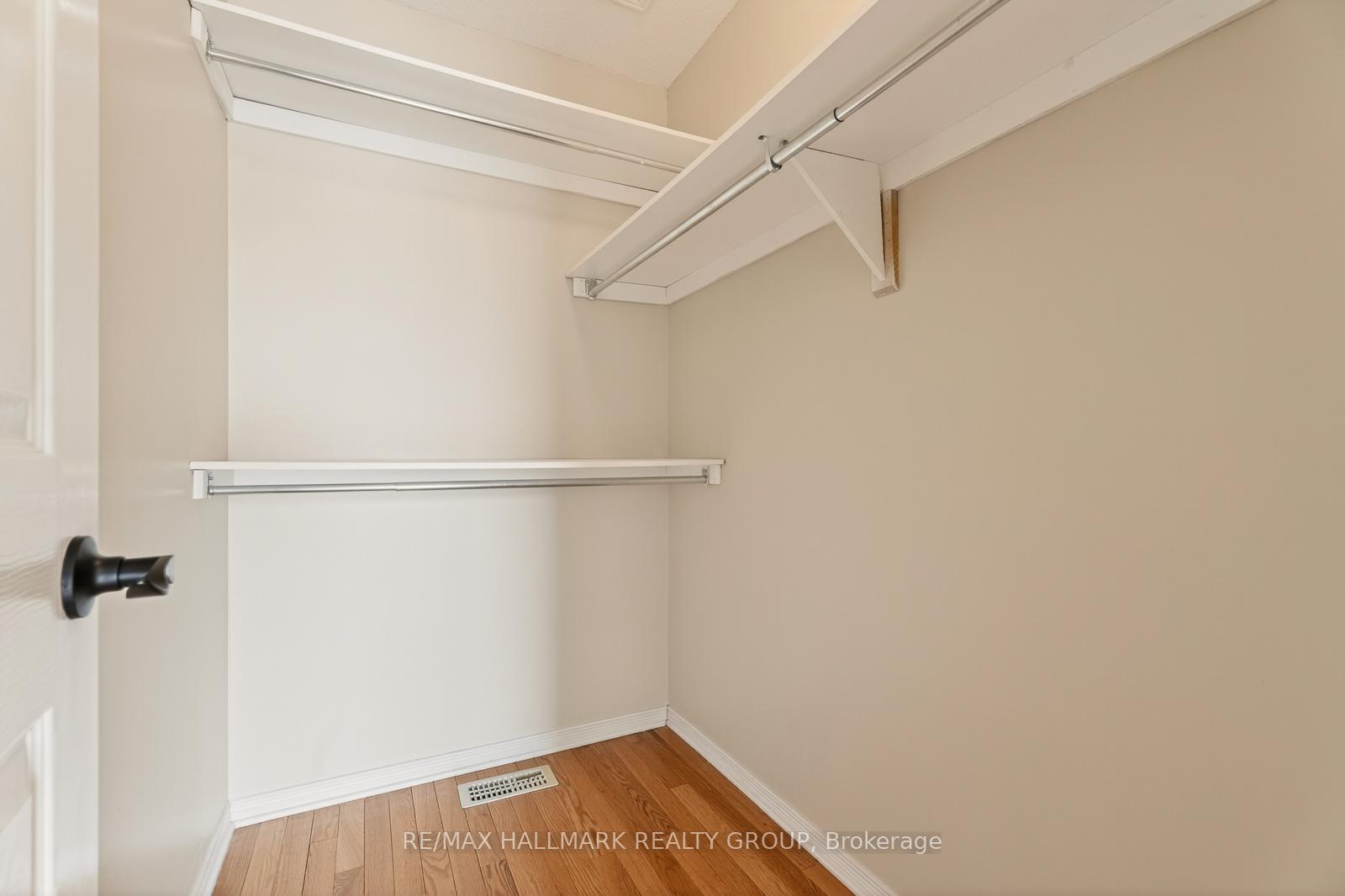 Photo 33 of 142 Gatestone Private, Ottawa, Beacon Hill South — HOMEH