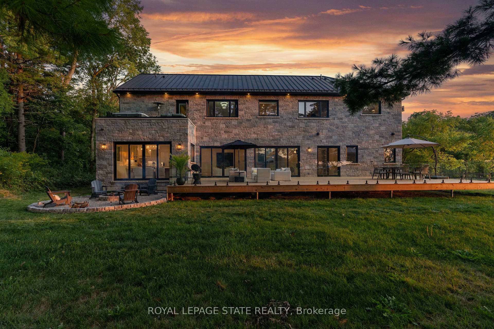Photo 4 of 1067 Jerseyville Road W, Hamilton, Ancaster — HOMEH