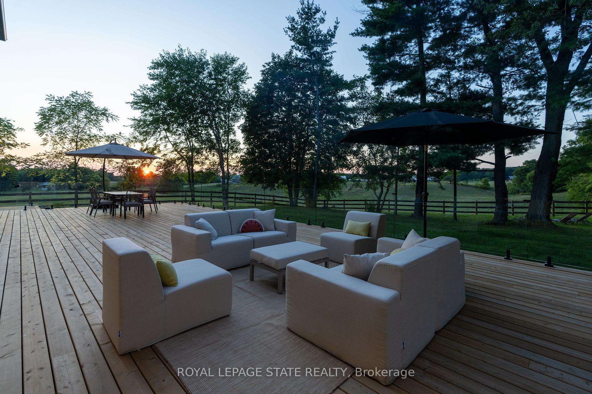 Photo 5 of 1067 Jerseyville Road W, Hamilton, Ancaster — HOMEH
