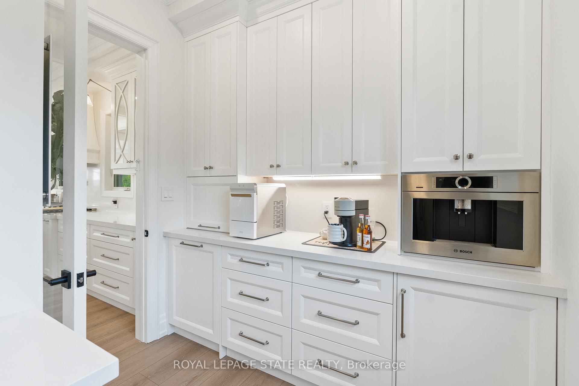 Photo 16 of 1067 Jerseyville Road W, Hamilton, Ancaster — HOMEH