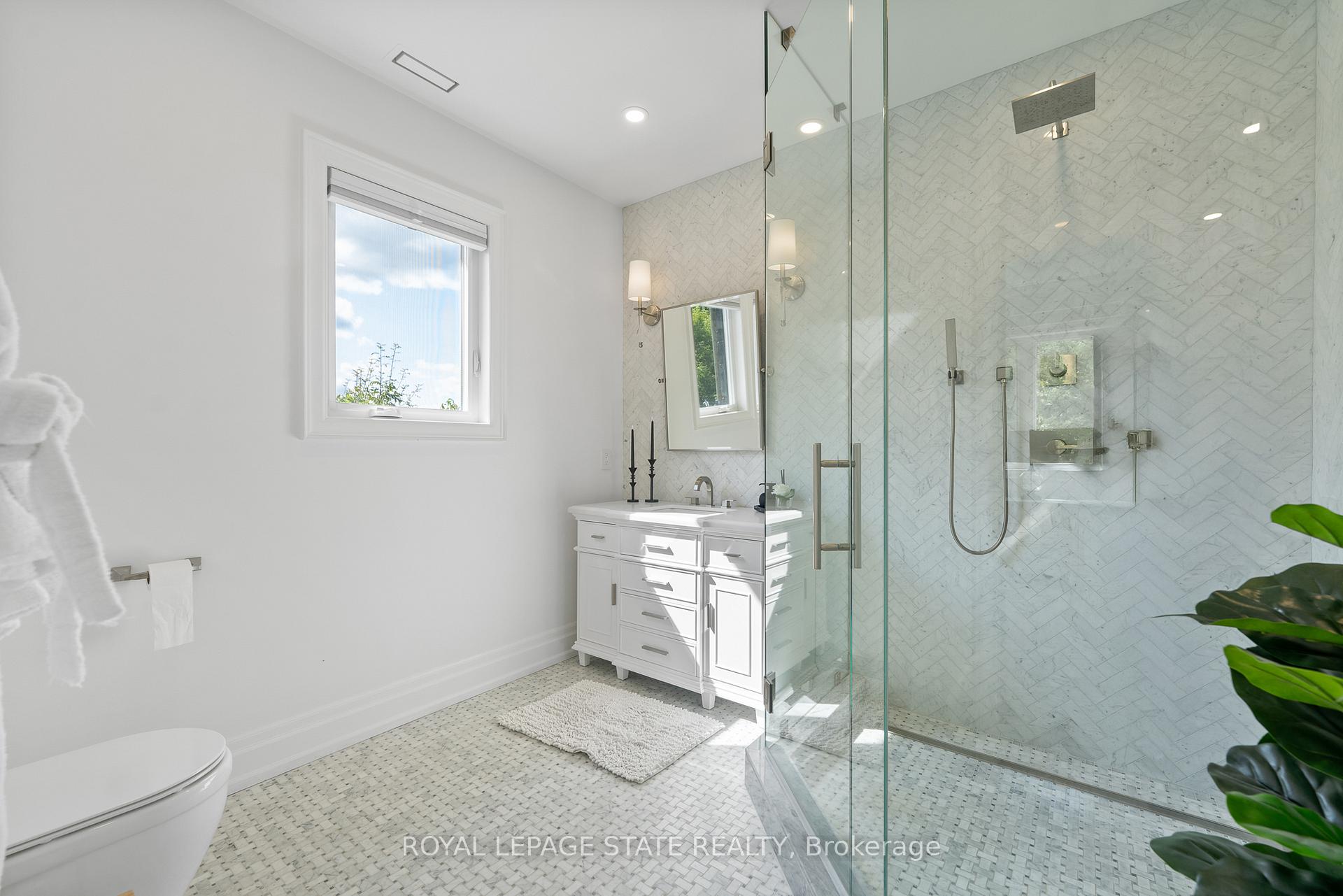 Photo 29 of 1067 Jerseyville Road W, Hamilton, Ancaster — HOMEH