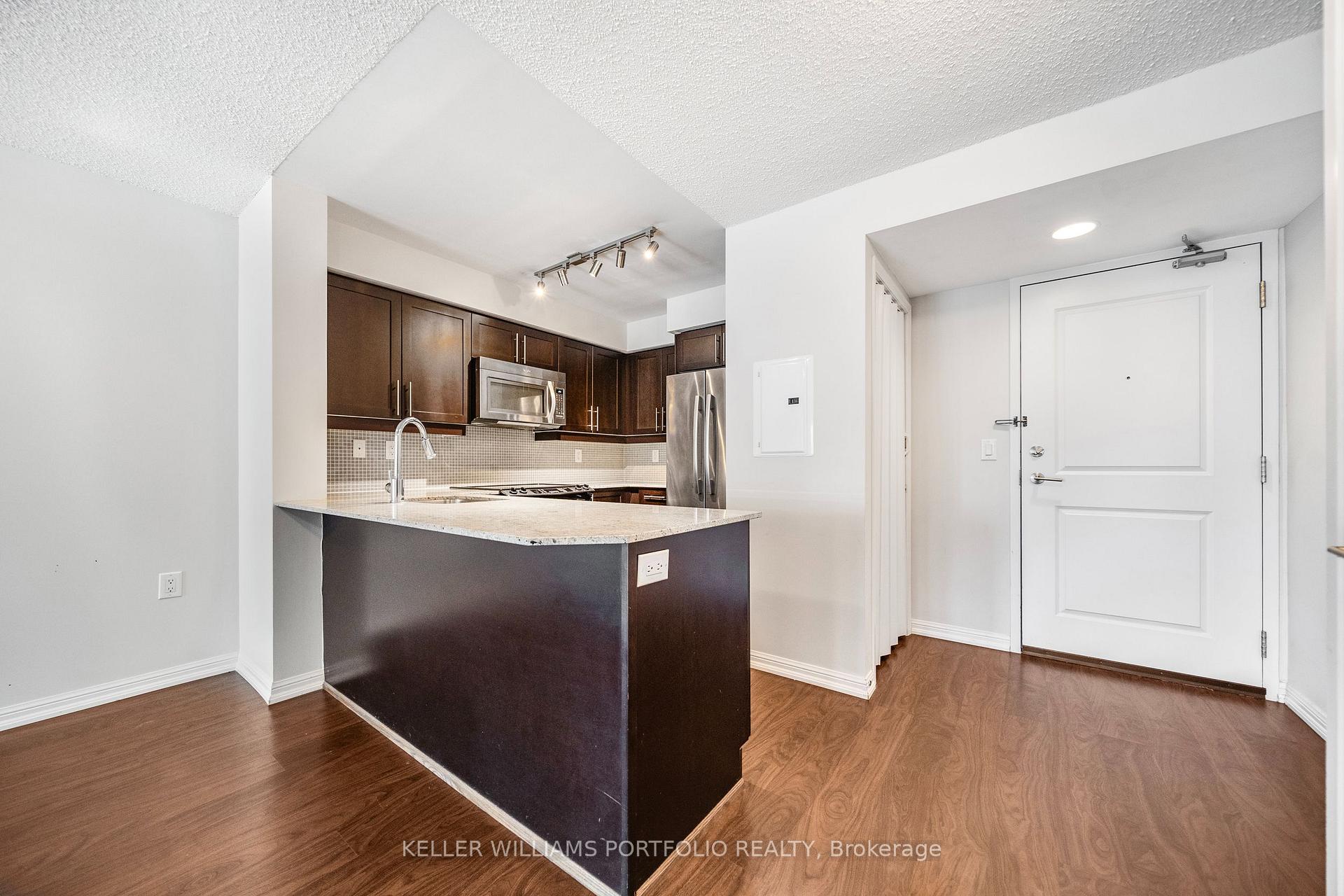 Photo 8 of Unit 508, 125 Western Battery Road, Toronto, Niagara — HOMEH