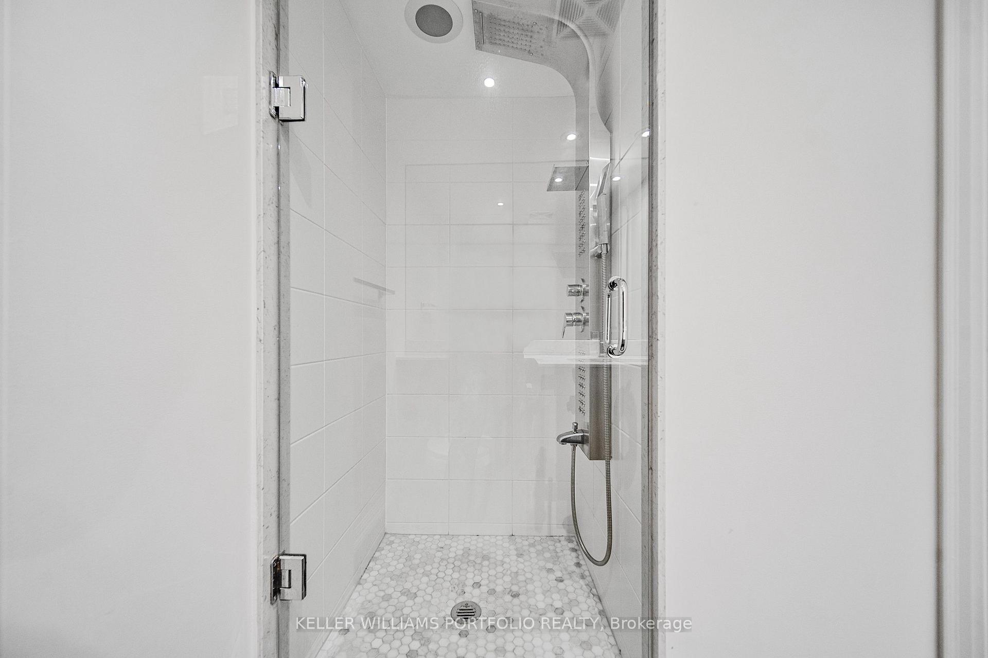 Photo 13 of Unit 508, 125 Western Battery Road, Toronto, Niagara — HOMEH