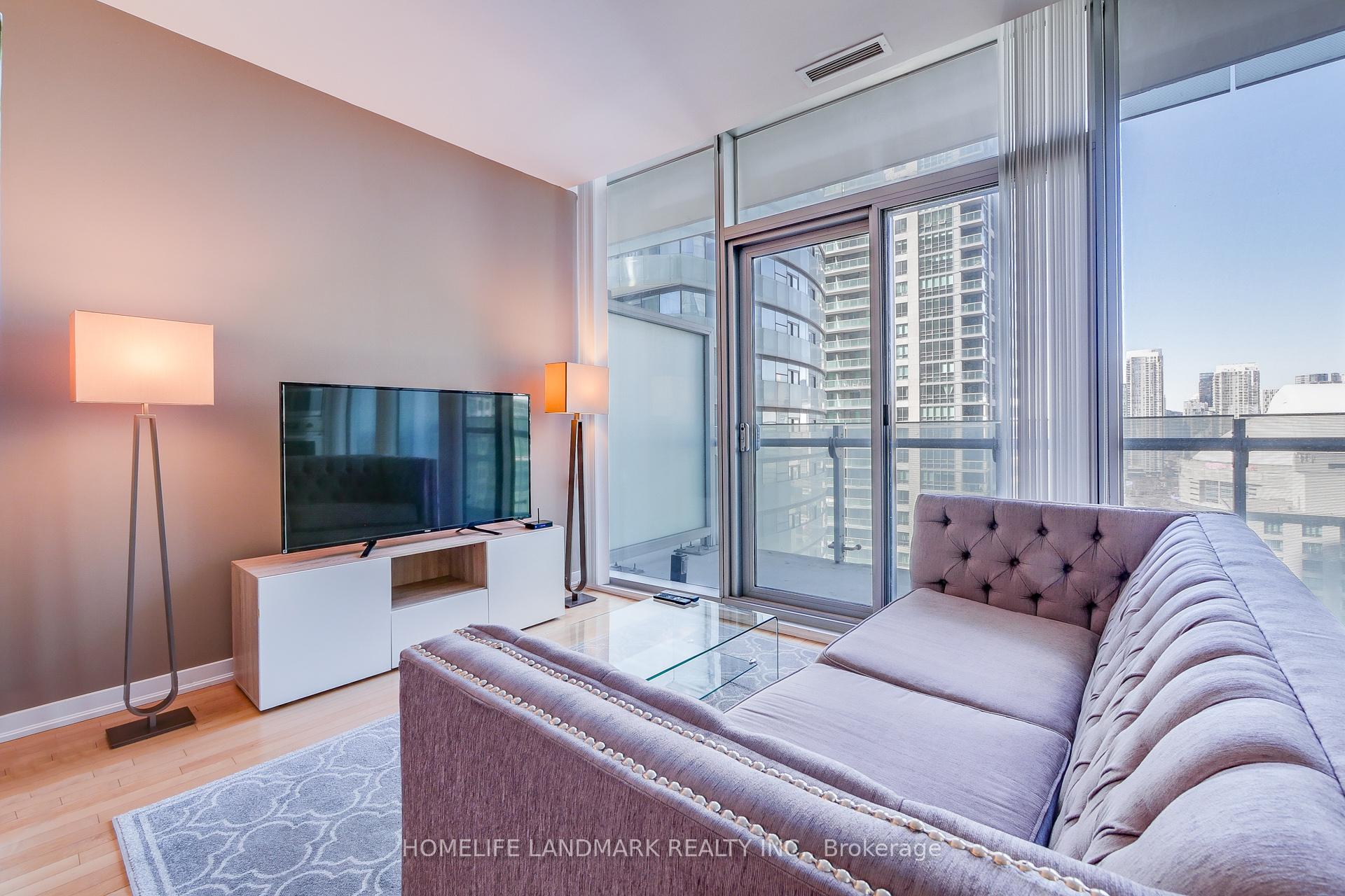 Photo 3 of Unit 1807, 14 York Street, Toronto, Waterfront Communities — HOMEH