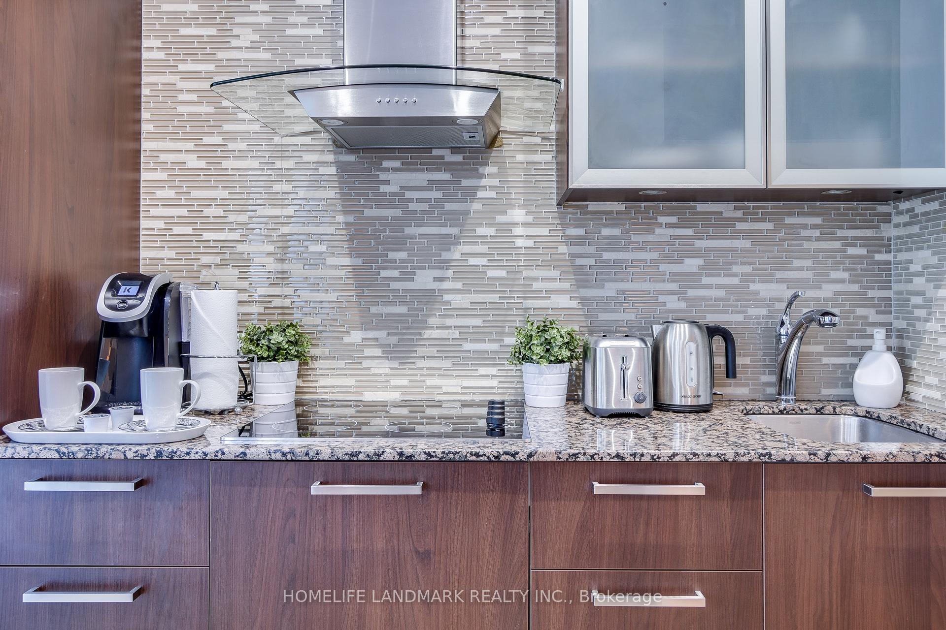 Photo 5 of Unit 1807, 14 York Street, Toronto, Waterfront Communities — HOMEH