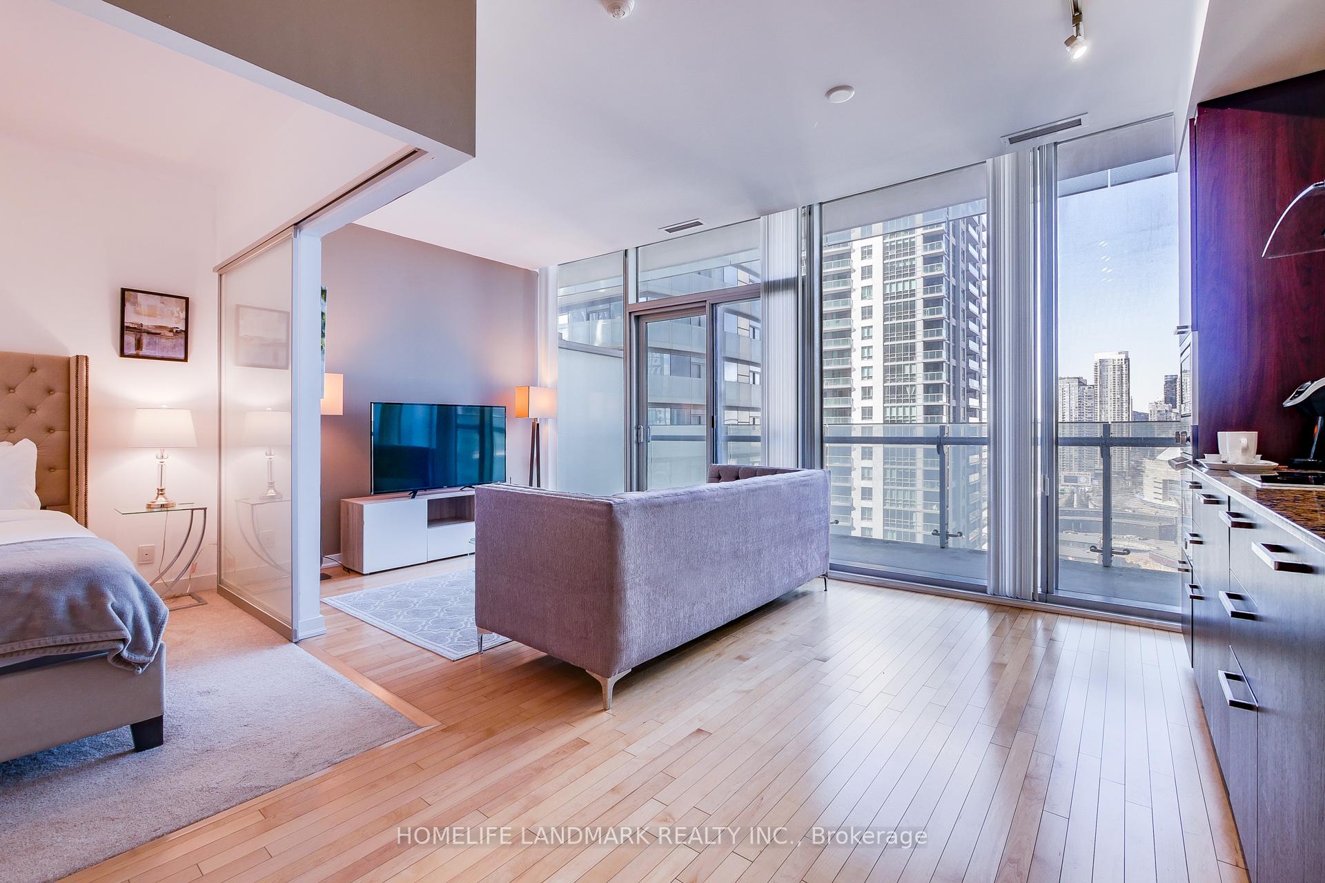 Photo 8 of Unit 1807, 14 York Street, Toronto, Waterfront Communities — HOMEH