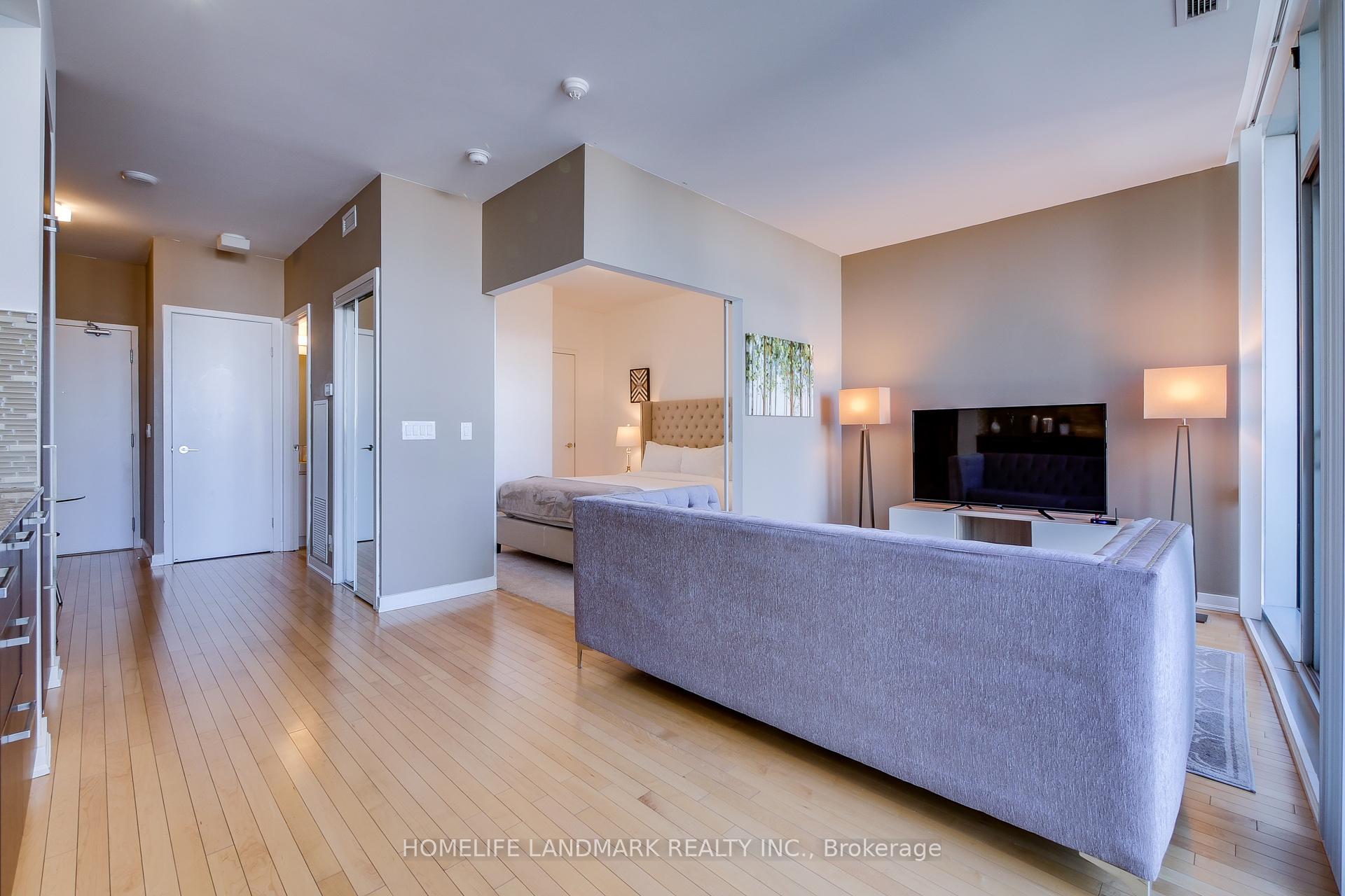 Photo 11 of Unit 1807, 14 York Street, Toronto, Waterfront Communities — HOMEH