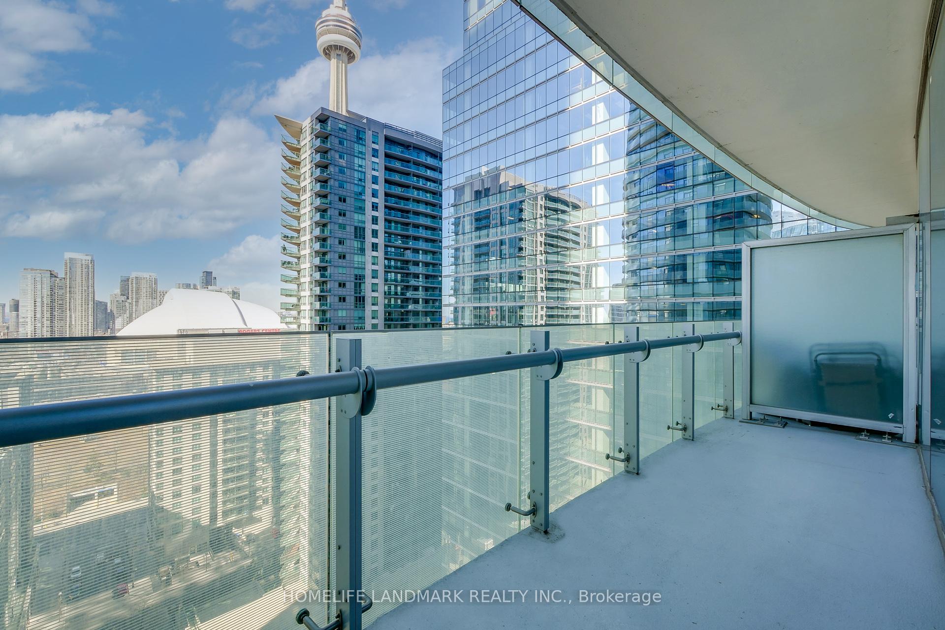 Photo 17 of Unit 1807, 14 York Street, Toronto, Waterfront Communities — HOMEH