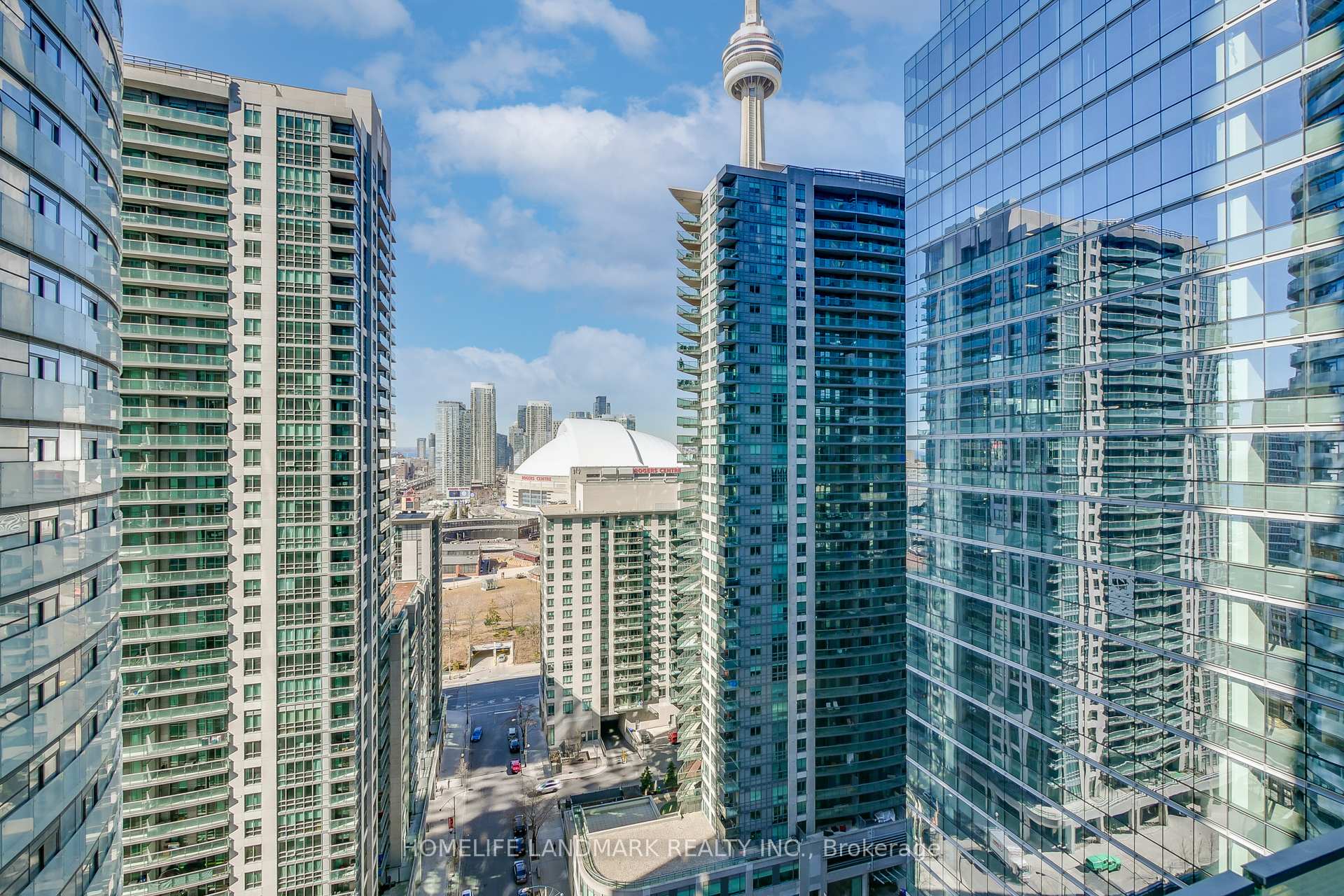 Photo 21 of Unit 1807, 14 York Street, Toronto, Waterfront Communities — HOMEH