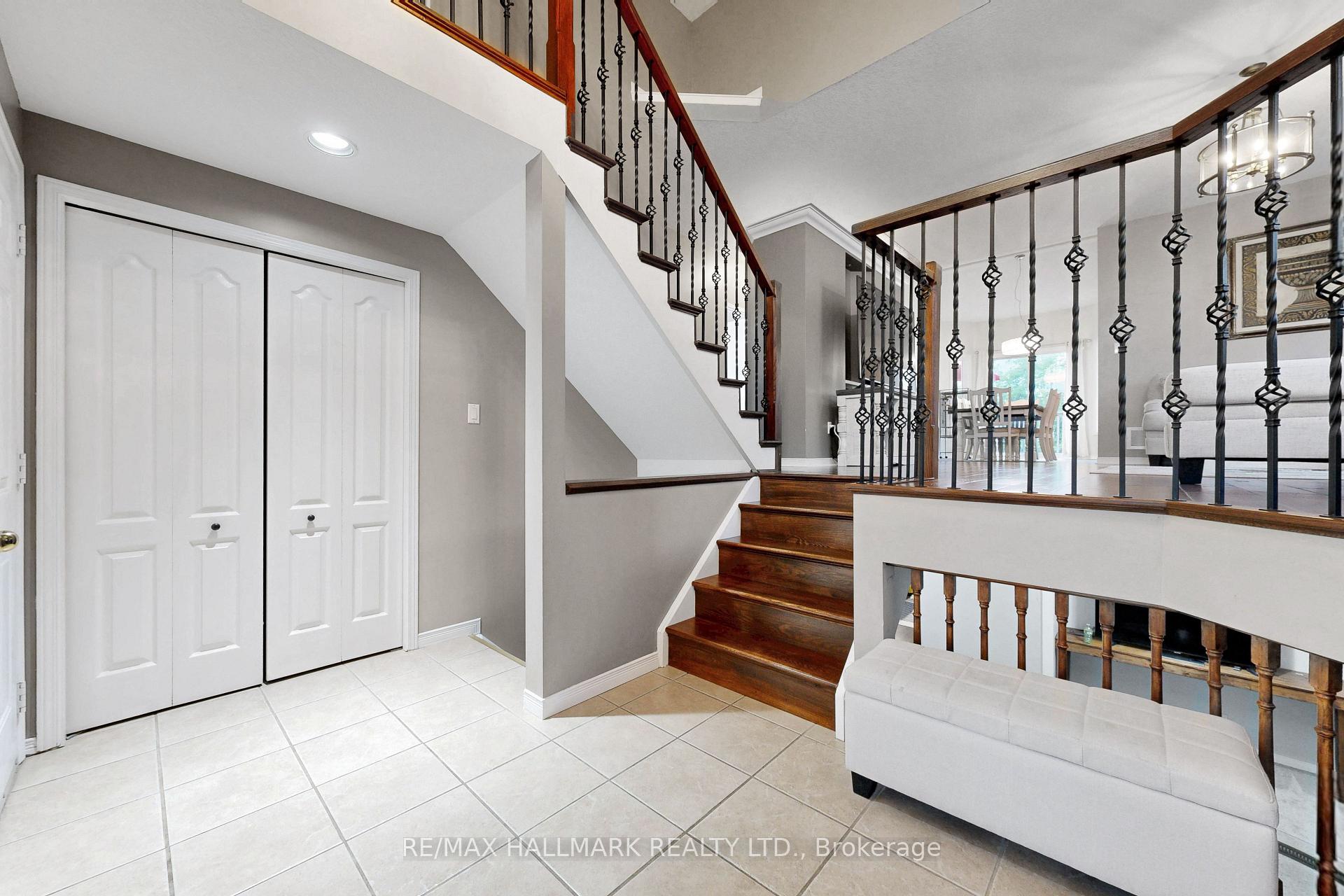 Photo 10 of 71 Hunter Road, Orangeville — HOMEH
