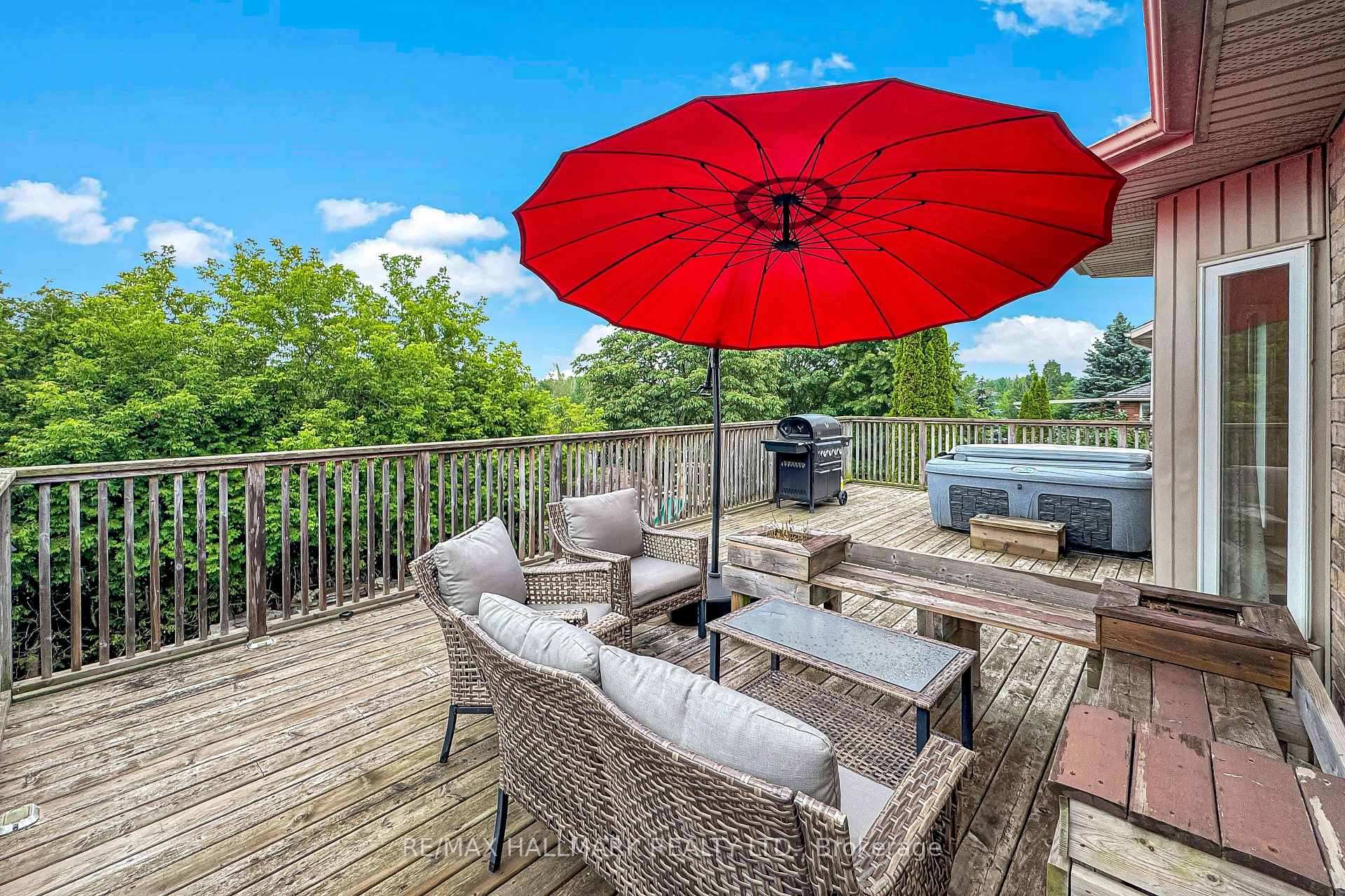 Photo 38 of 71 Hunter Road, Orangeville — HOMEH