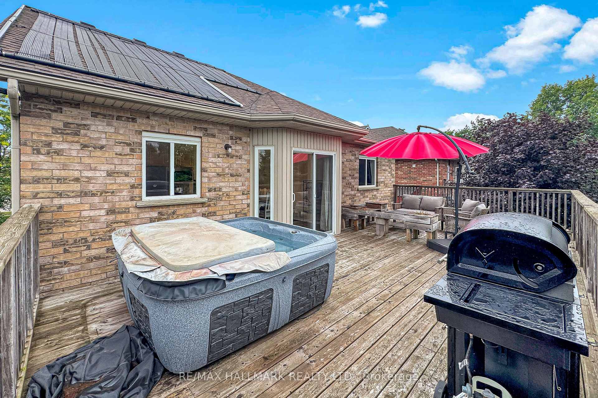 Photo 40 of 71 Hunter Road, Orangeville — HOMEH