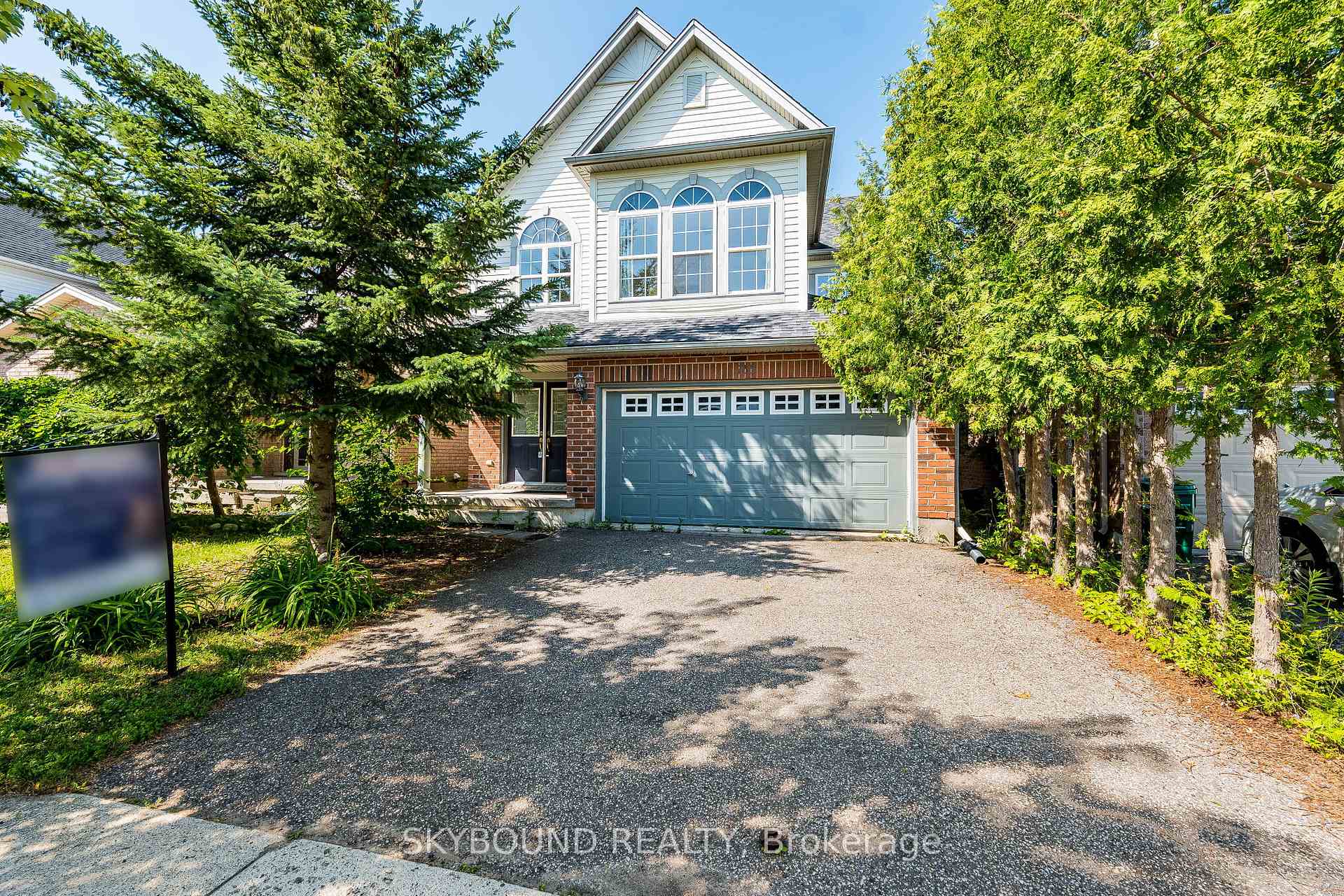 Photo of 735 Karlsfeld Road