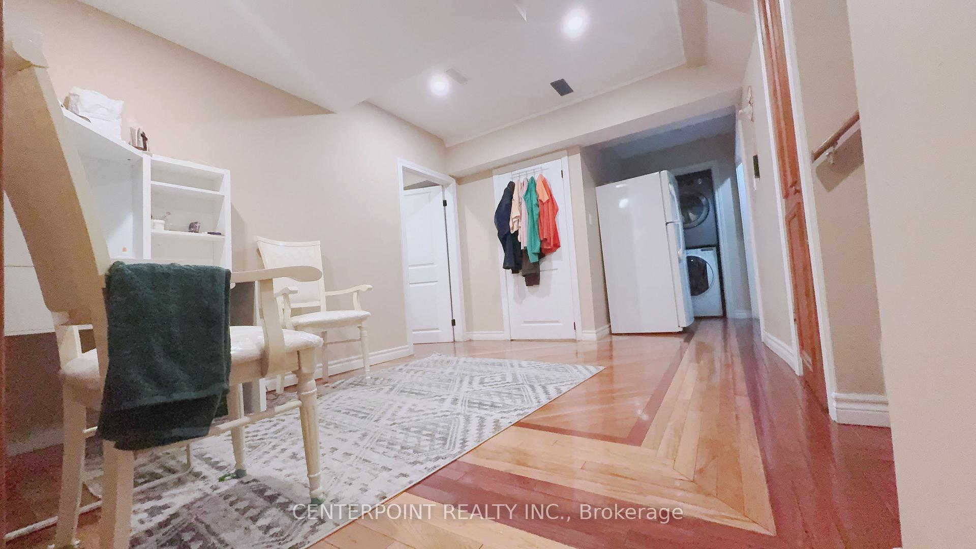 Photo 2 of 724 Hillcrest Road, Pickering, West Shore — HOMEH
