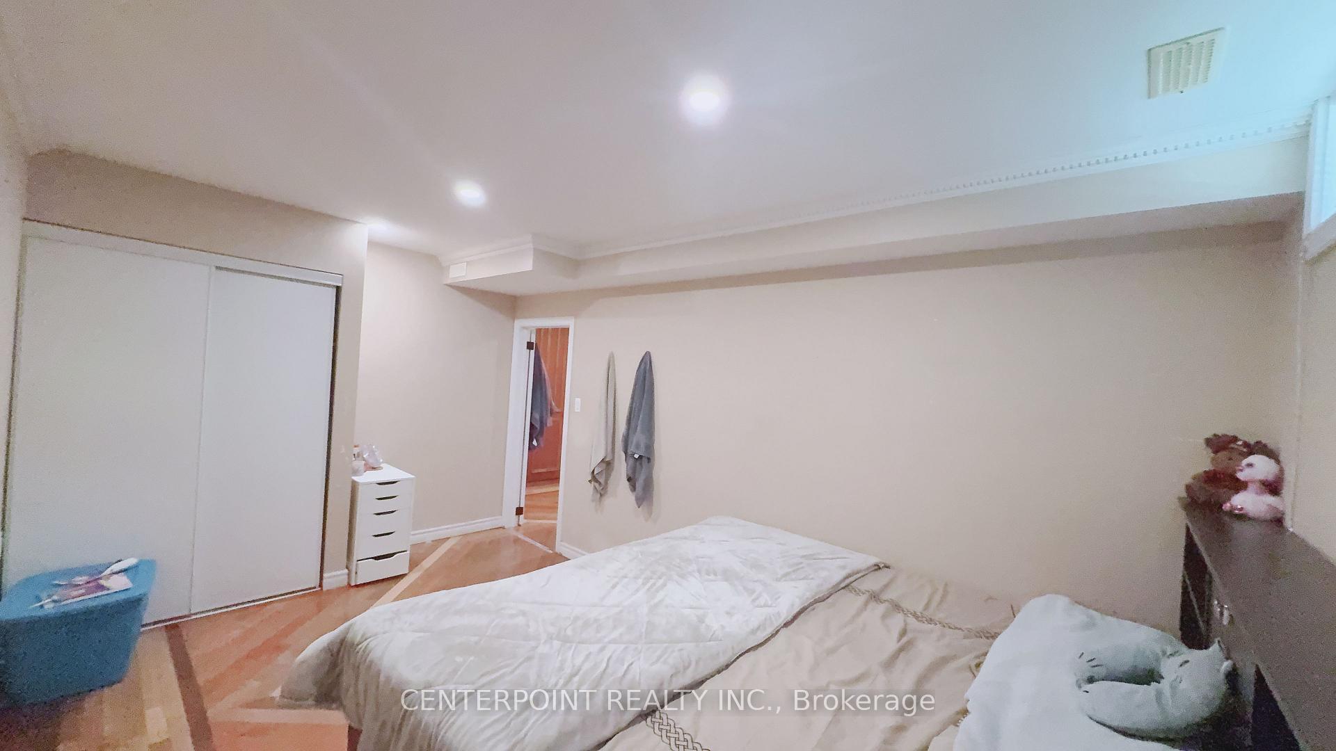Photo 7 of 724 Hillcrest Road, Pickering, West Shore — HOMEH