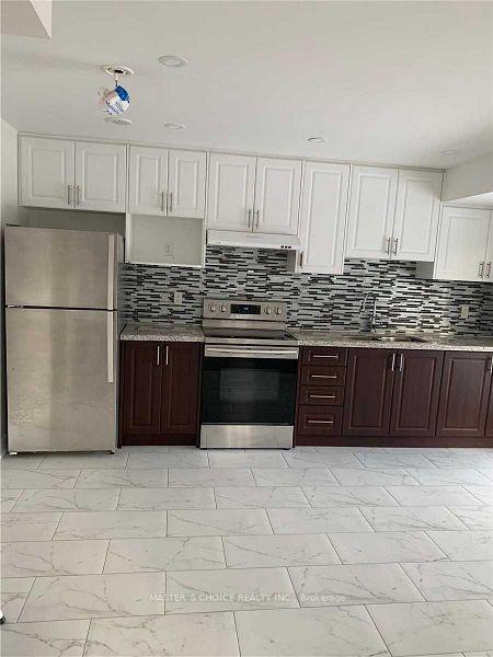 Photo 4 of Unit lower, 25 Mannar Drive, Markham, Victoria Square — HOMEH