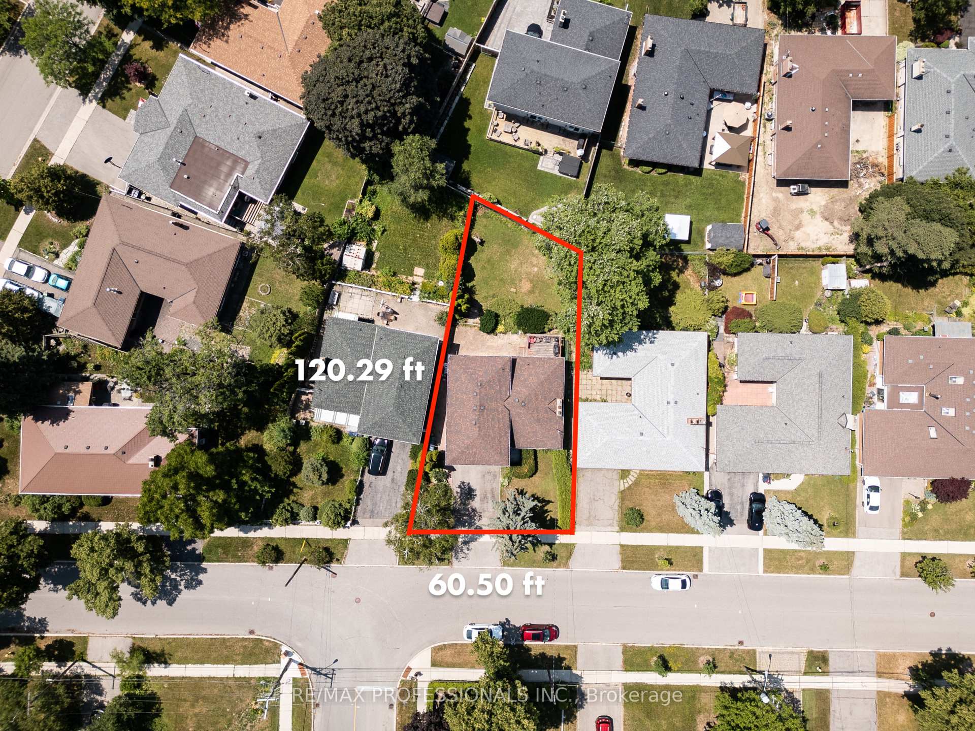 Photo 8 of 48 Dalegrove Crescent, Etobicoke, Eringate-Centennial-West Deane — HOMEH