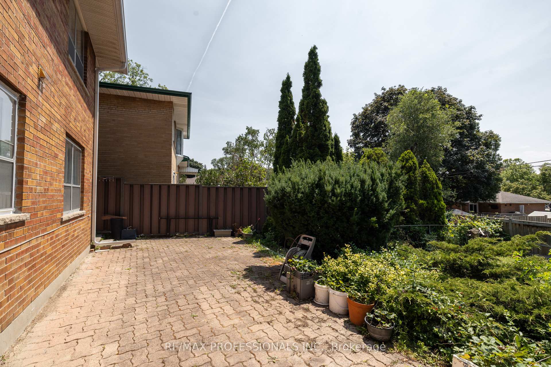 Photo 51 of 48 Dalegrove Crescent, Etobicoke, Eringate-Centennial-West Deane — HOMEH