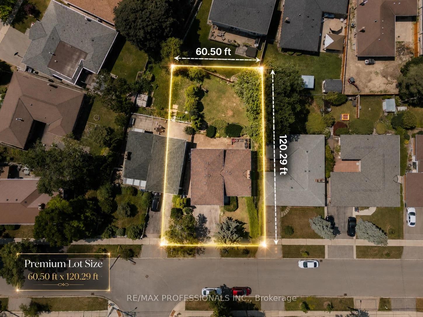 Photo 7 of 48 Dalegrove Crescent, Etobicoke, Eringate-Centennial-West Deane — HOMEH