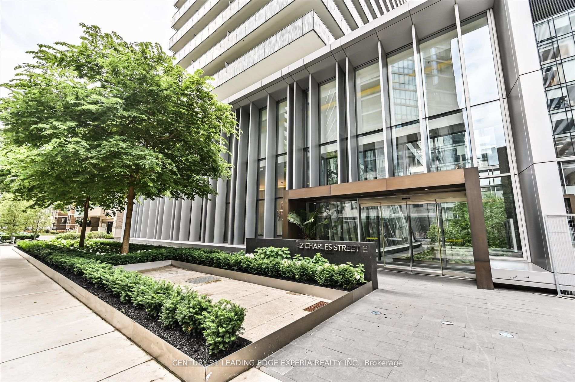 Photo 4 of Unit 2309, 42 Charles Street E, Toronto, Church-Yonge Corridor — HOMEH