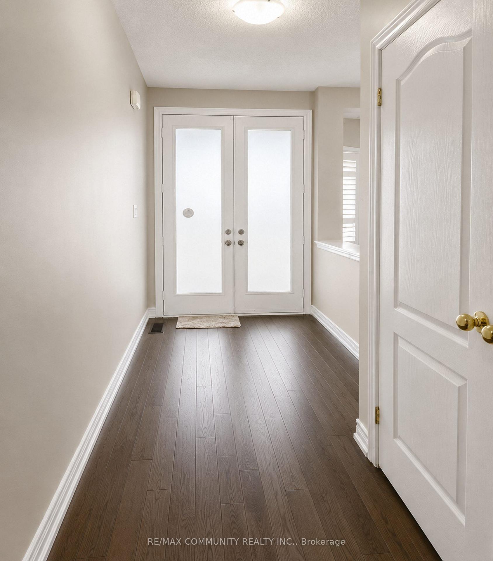 Photo 3 of 1423 Lormel Gate Avenue, Innisfil, Lefroy — HOMEH