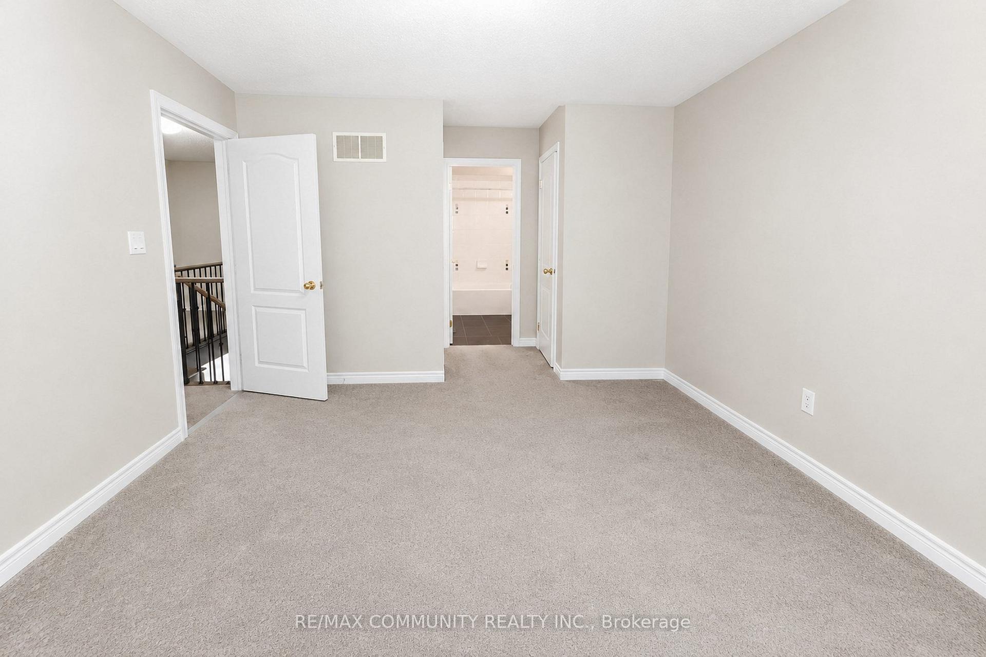 Photo 18 of 1423 Lormel Gate Avenue, Innisfil, Lefroy — HOMEH