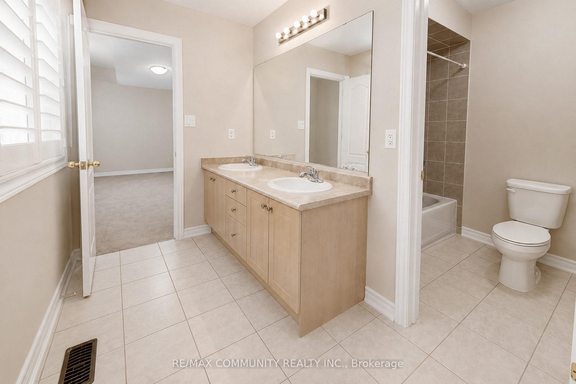 Photo 27 of 1423 Lormel Gate Avenue, Innisfil, Lefroy — HOMEH