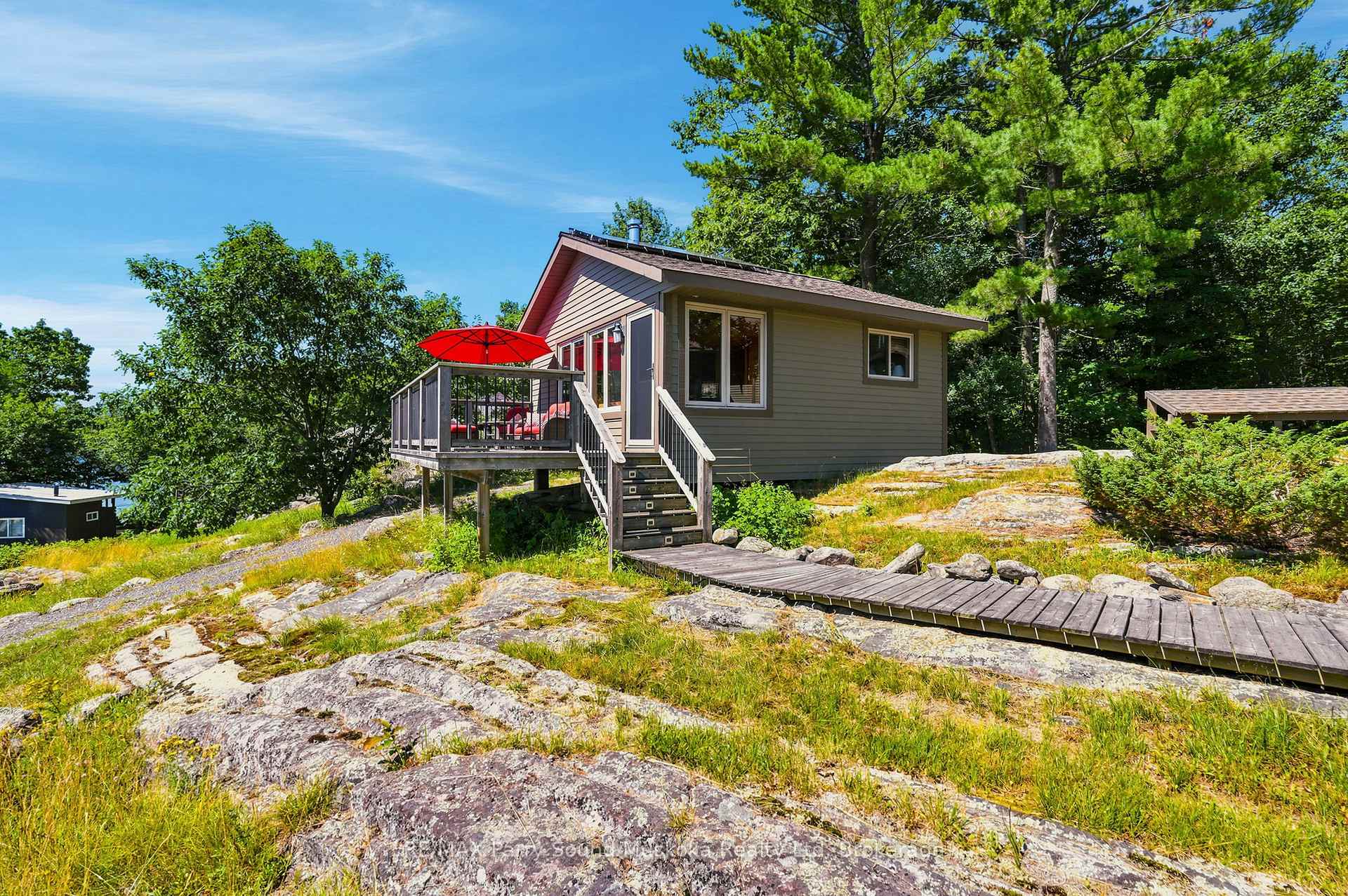 Photo 13 of 43 15C Island, Carling — HOMEH