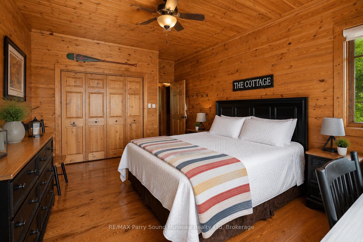 Photo 23 of 43 15C Island, Carling — HOMEH