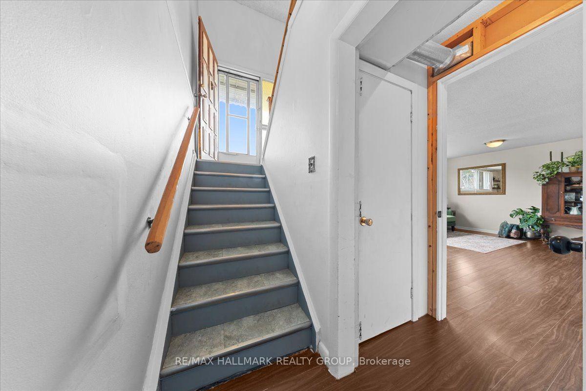 Photo 21 of 664 Cummings Avenue, Ottawa, Castle Heights/Rideau High — HOMEH