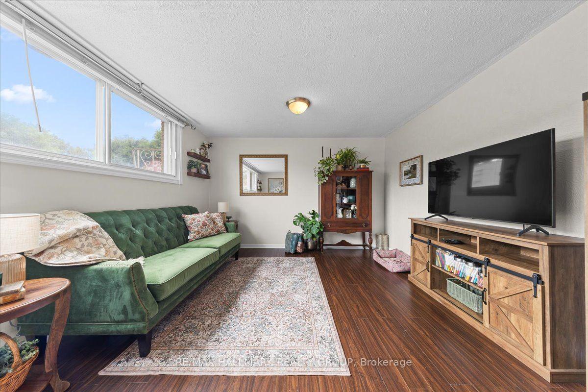 Photo 24 of 664 Cummings Avenue, Ottawa, Castle Heights/Rideau High — HOMEH