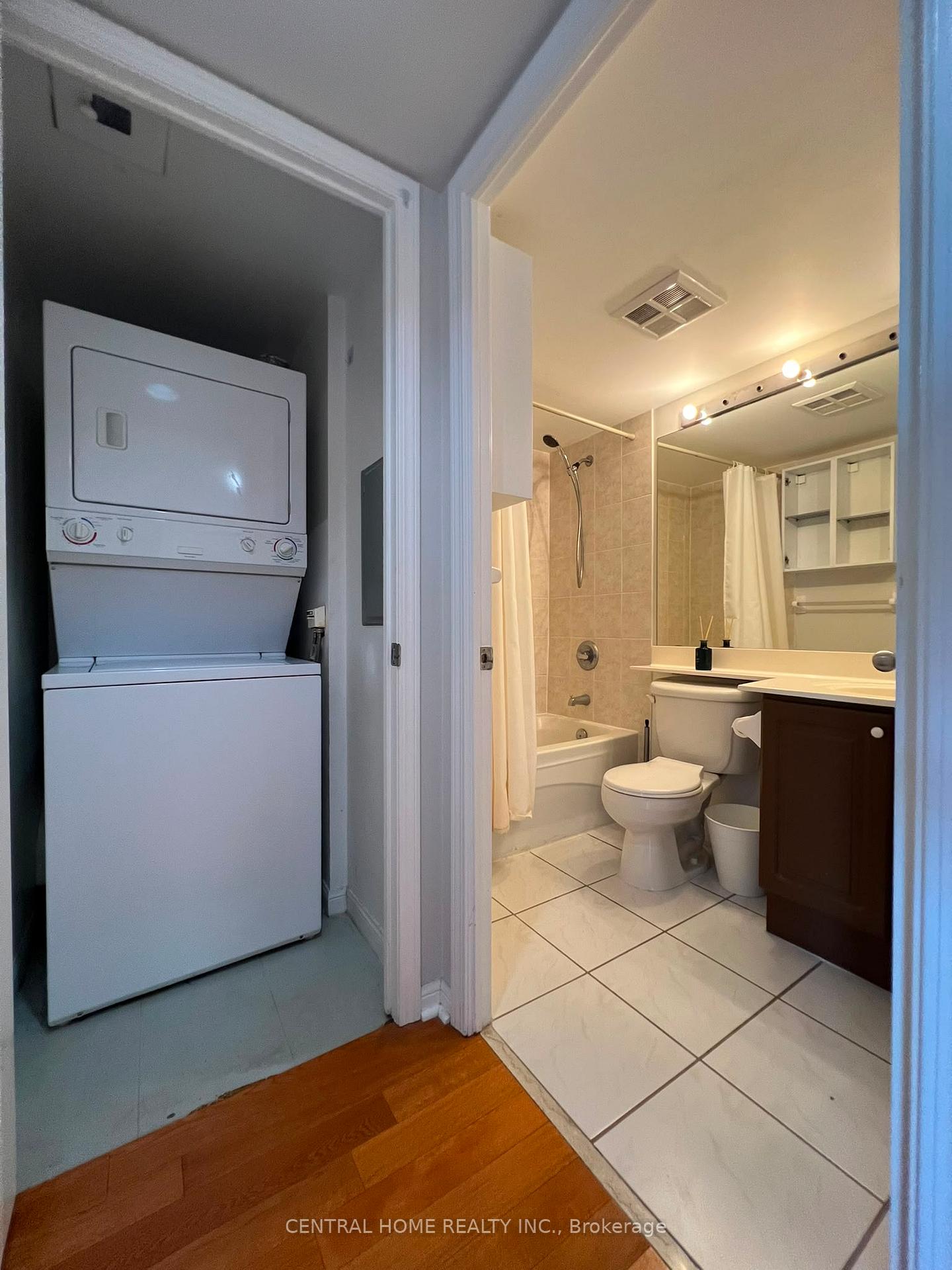 Photo 6 of Unit 2009, 153 Beecroft Road, North York, Lansing-Westgate — HOMEH