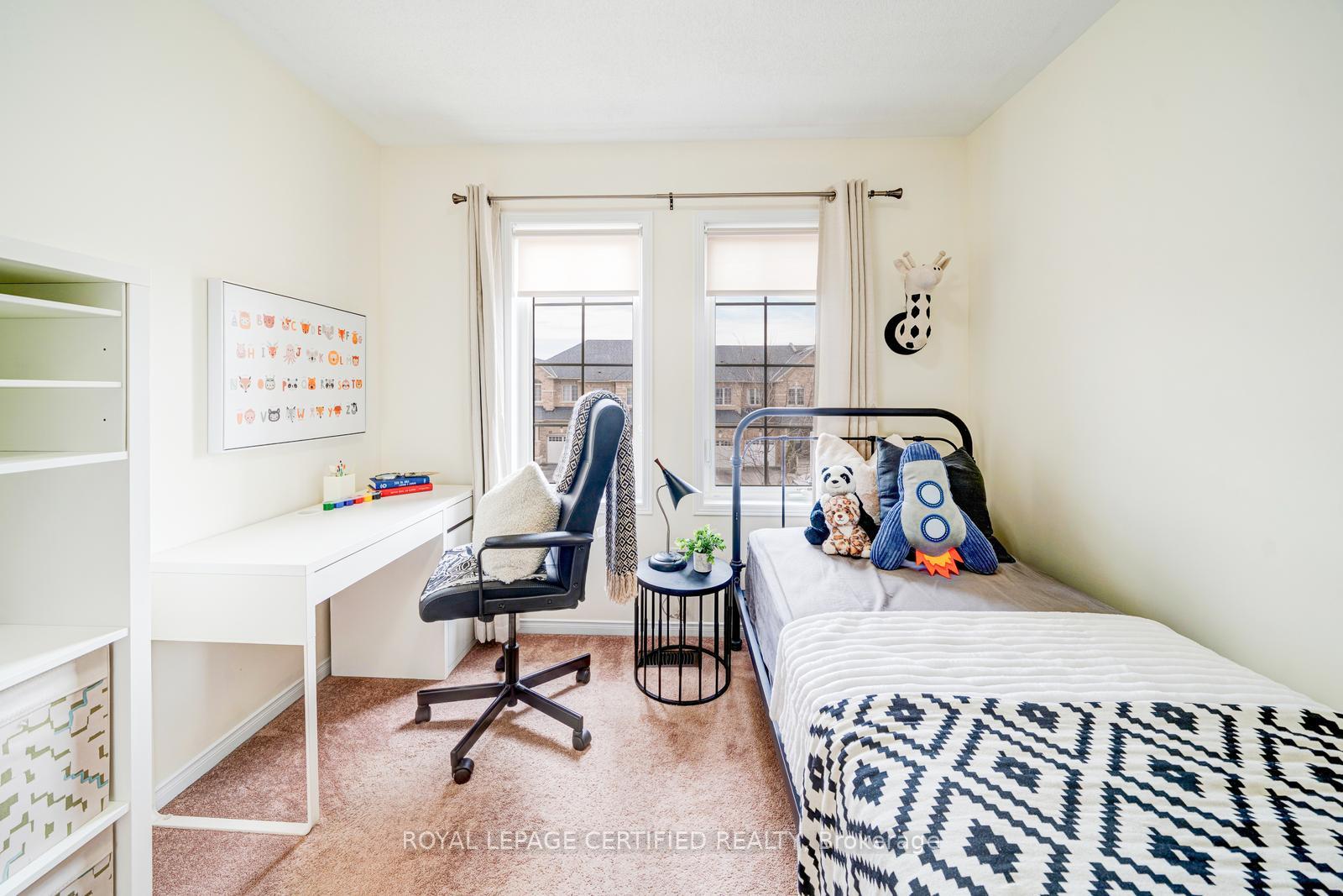 Photo 13 of 71 Rimrock Crescent, Whitby, Williamsburg — HOMEH