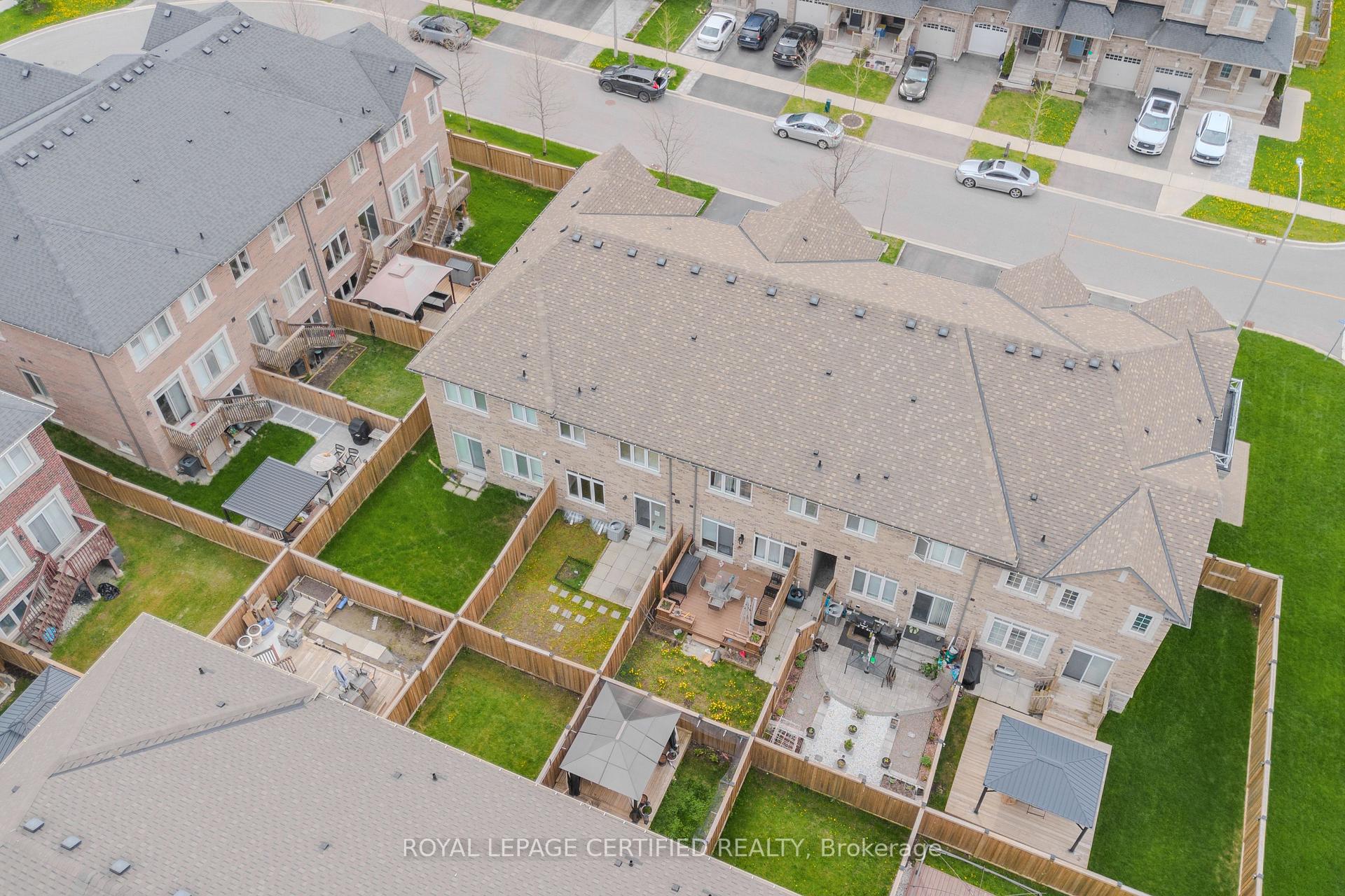 Photo 19 of 71 Rimrock Crescent, Whitby, Williamsburg — HOMEH