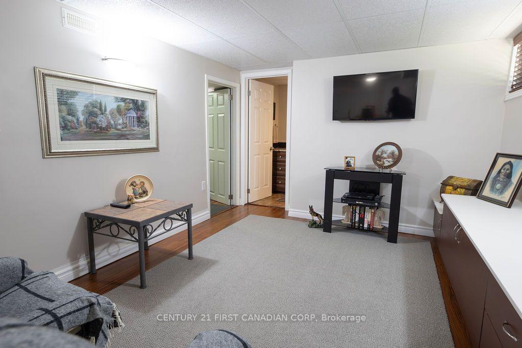 Photo 22 of 252 Rapley Street, Strathroy-Caradoc, NW — HOMEH