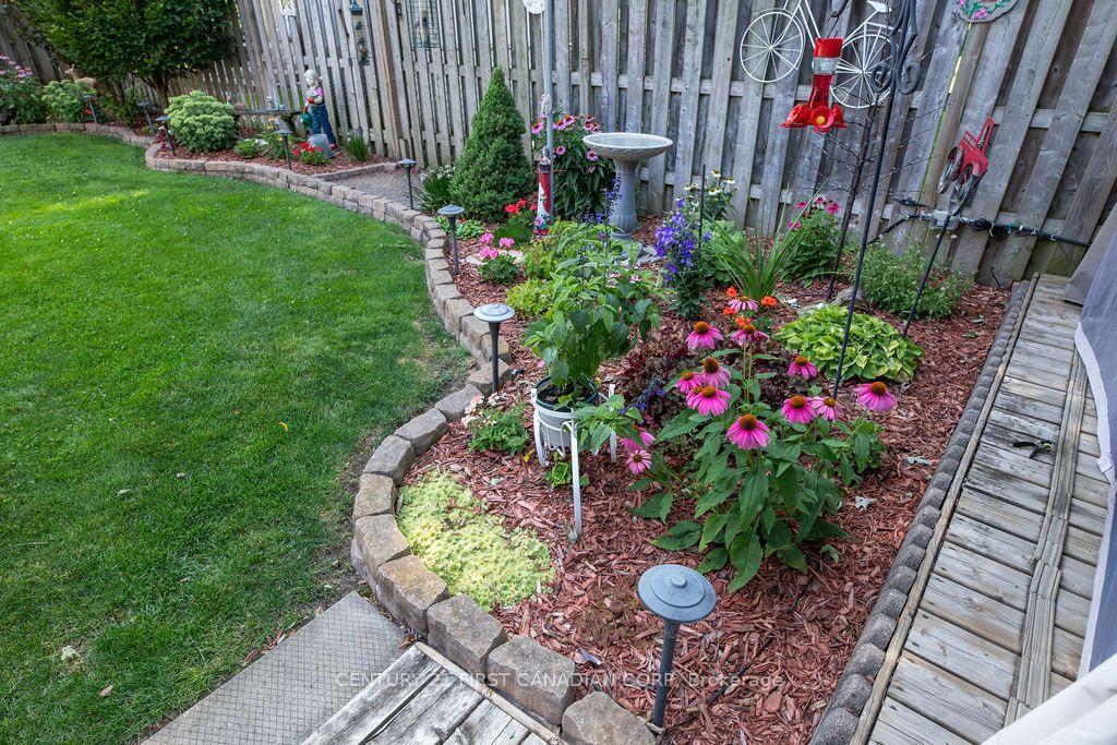 Photo 27 of 252 Rapley Street, Strathroy-Caradoc, NW — HOMEH