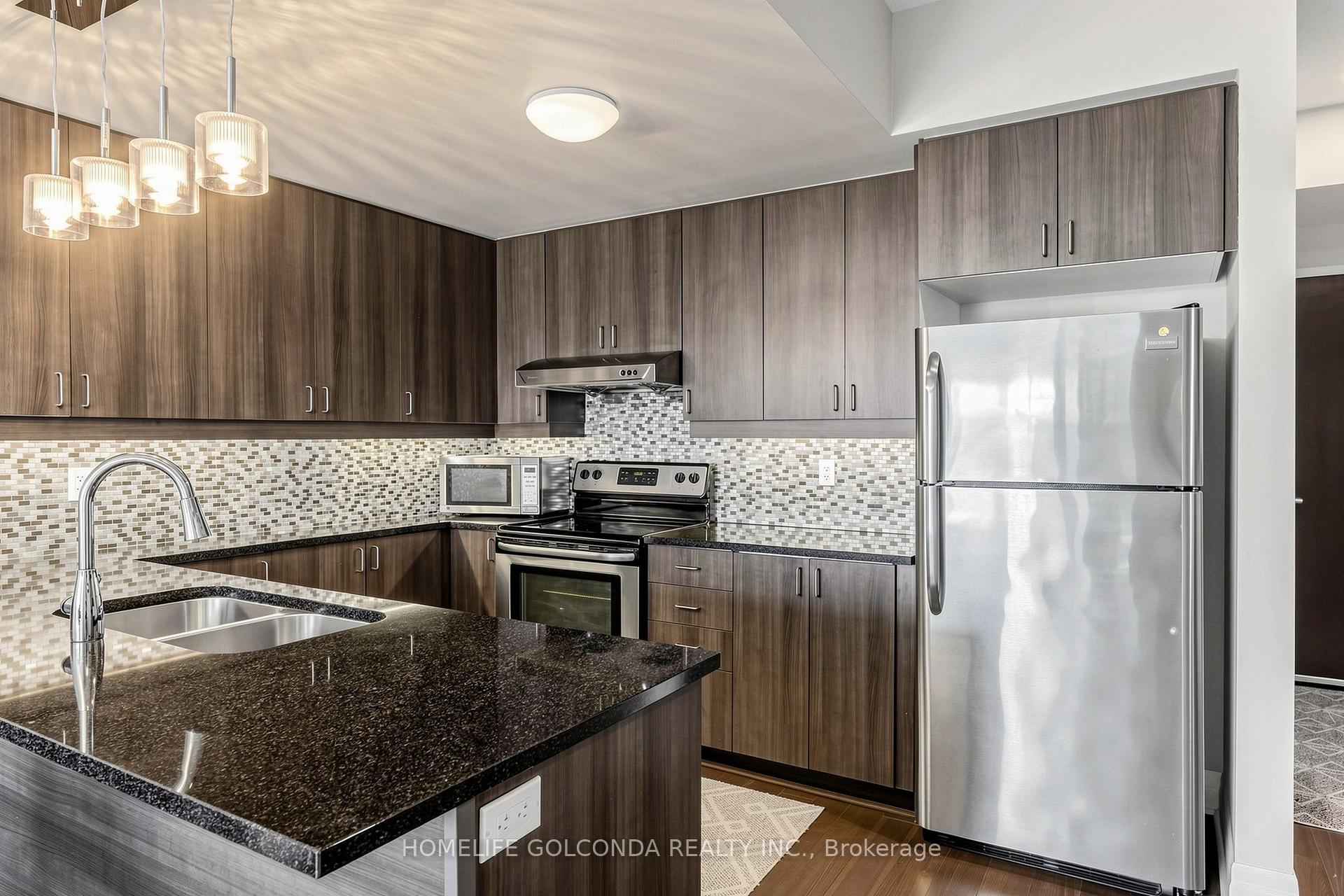 Photo 9 of Unit 904, 8110 Birchmount Road, Markham, Unionville — HOMEH