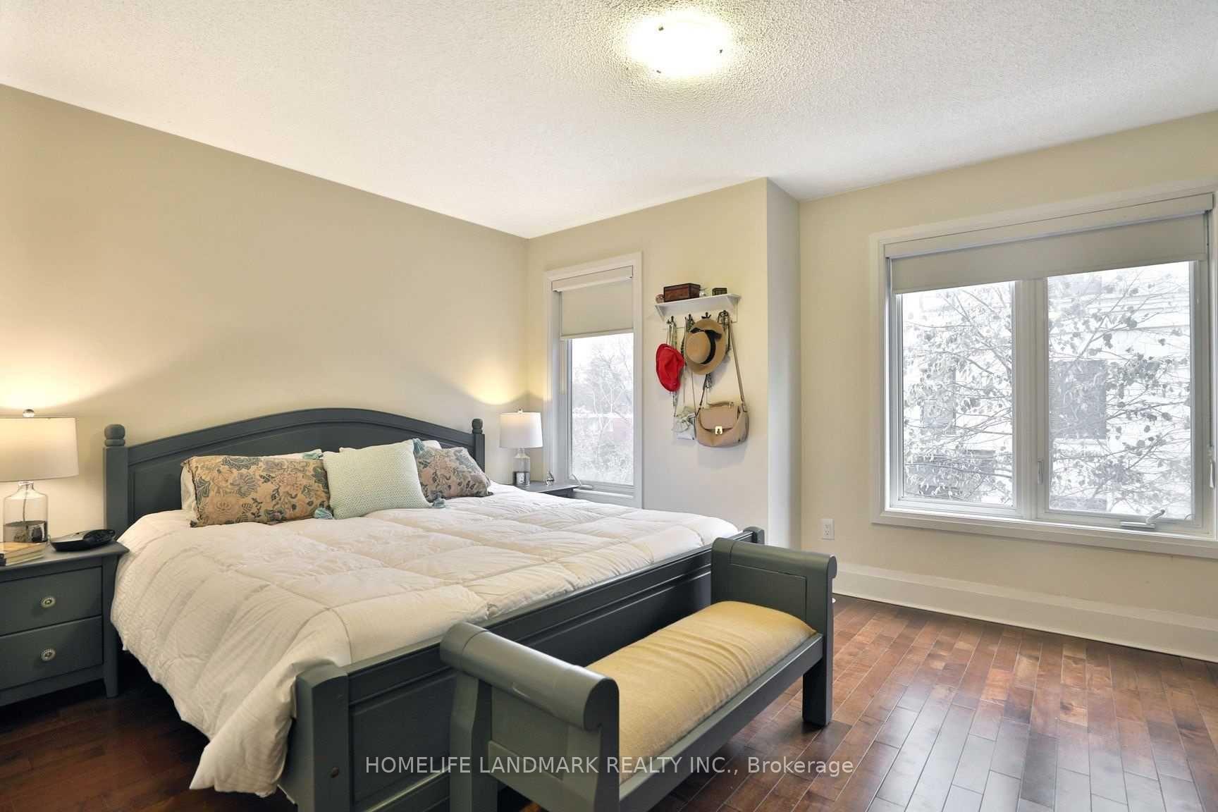 Photo 10 of Unit 15, 7 Oakburn Crescent, North York, Willowdale East — HOMEH
