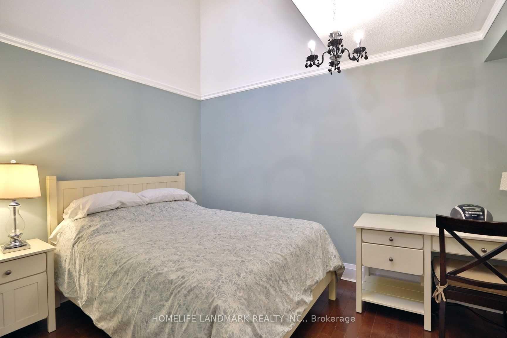 Photo 14 of Unit 15, 7 Oakburn Crescent, North York, Willowdale East — HOMEH
