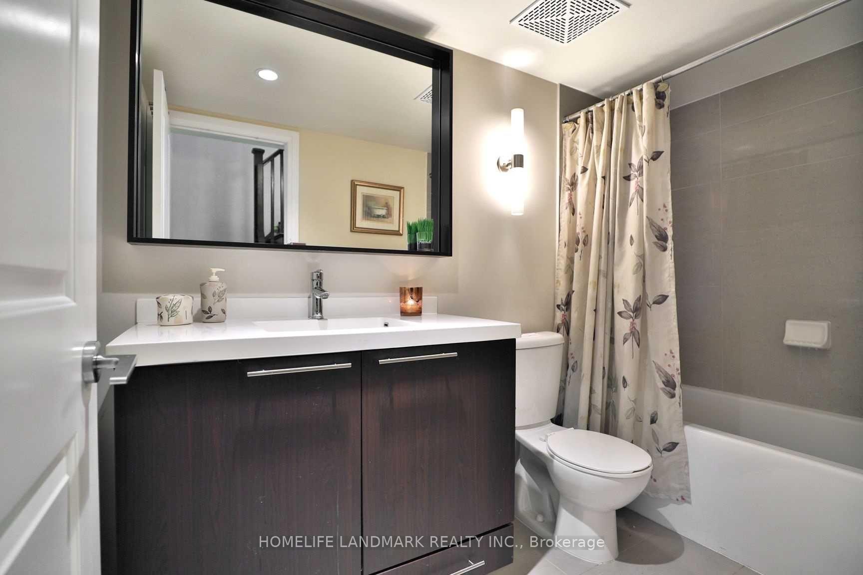 Photo 15 of Unit 15, 7 Oakburn Crescent, North York, Willowdale East — HOMEH