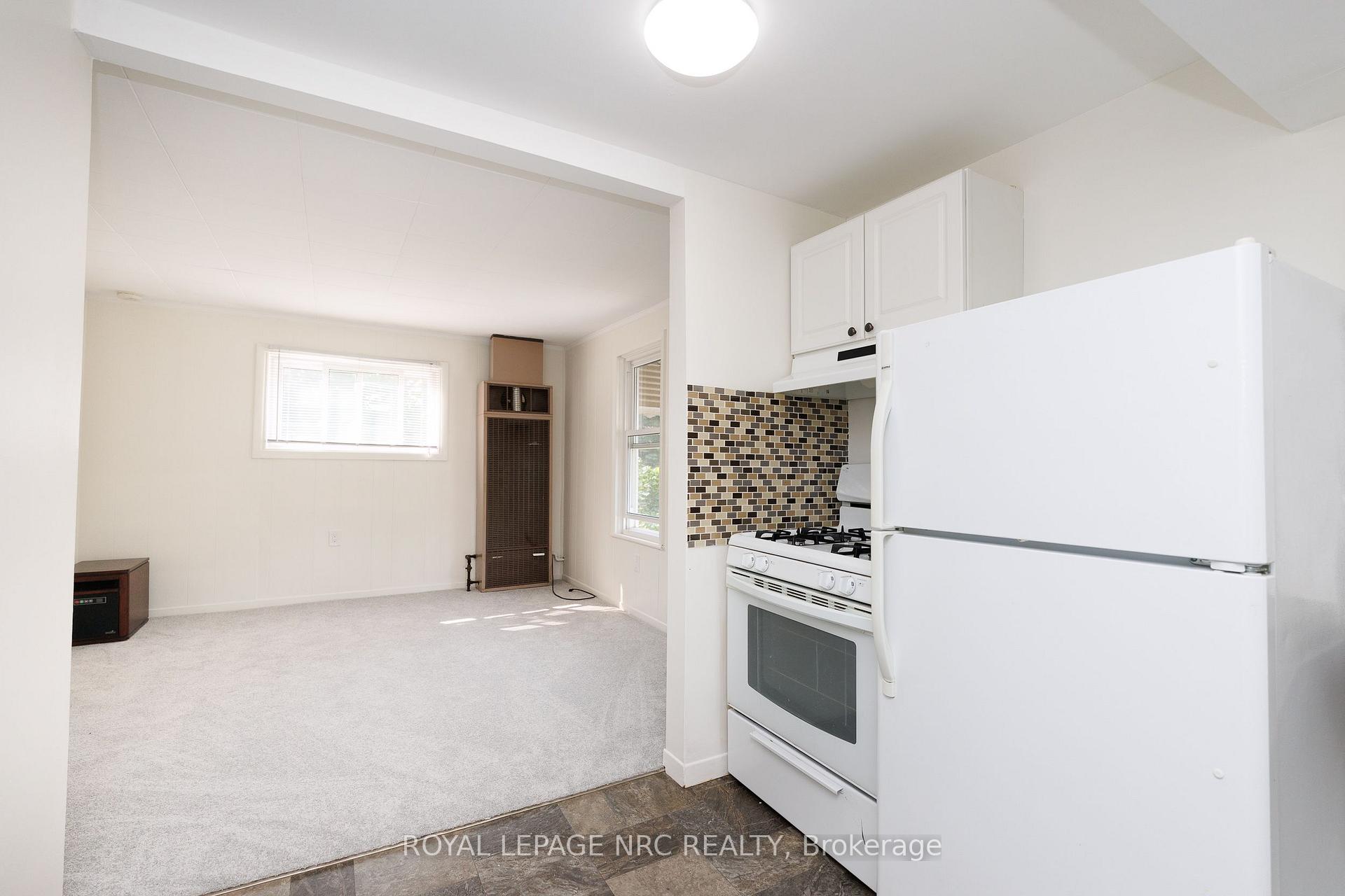 Photo 10 of 4132 Chippawa Parkway, Niagara Falls, Chippawa — HOMEH