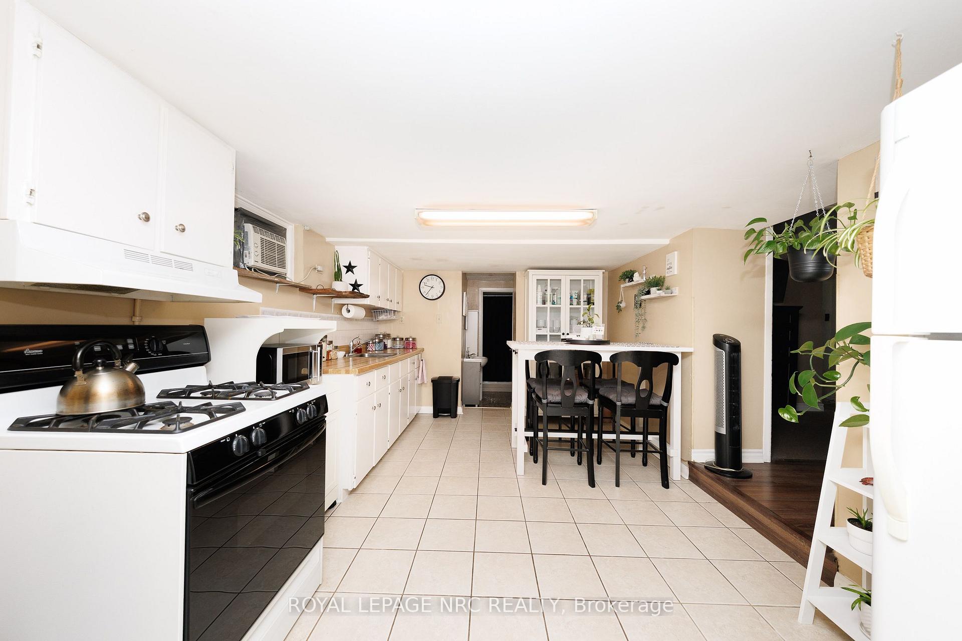 Photo 19 of 4132 Chippawa Parkway, Niagara Falls, Chippawa — HOMEH