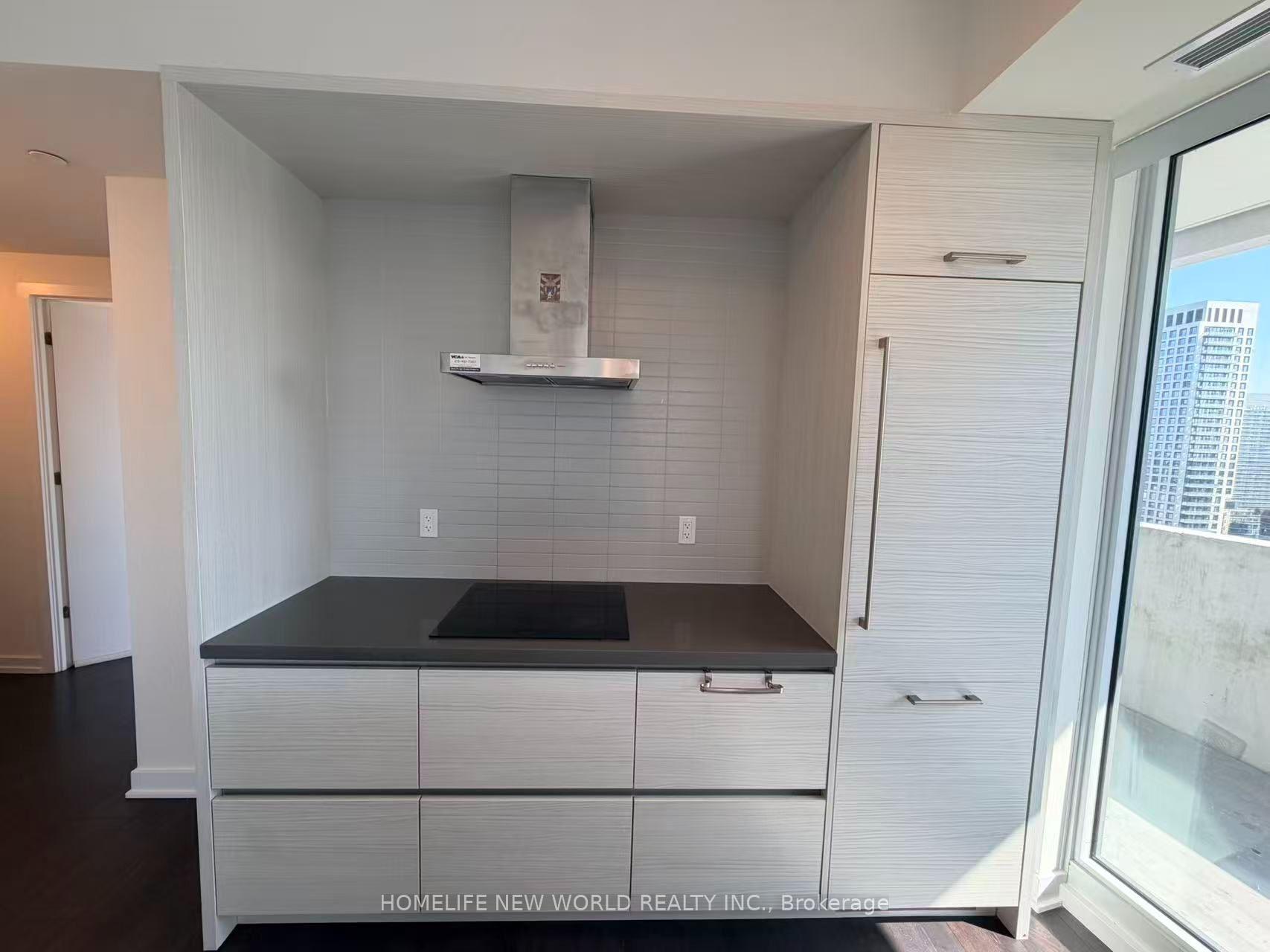 Photo 6 of Unit 2403, 2221 Yonge Street, Toronto, Mount Pleasant West — HOMEH