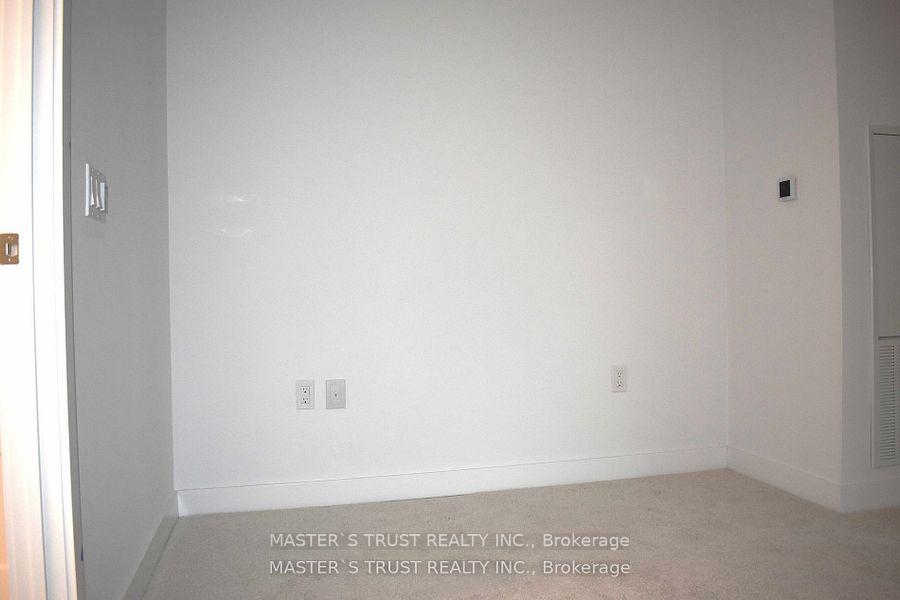 Photo 11 of Unit 1813, 230 Simcoe Street, Toronto, Kensington-Chinatown — HOMEH