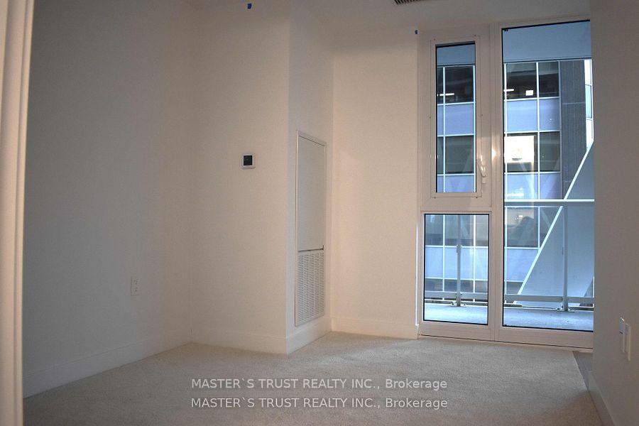 Photo 13 of Unit 1813, 230 Simcoe Street, Toronto, Kensington-Chinatown — HOMEH