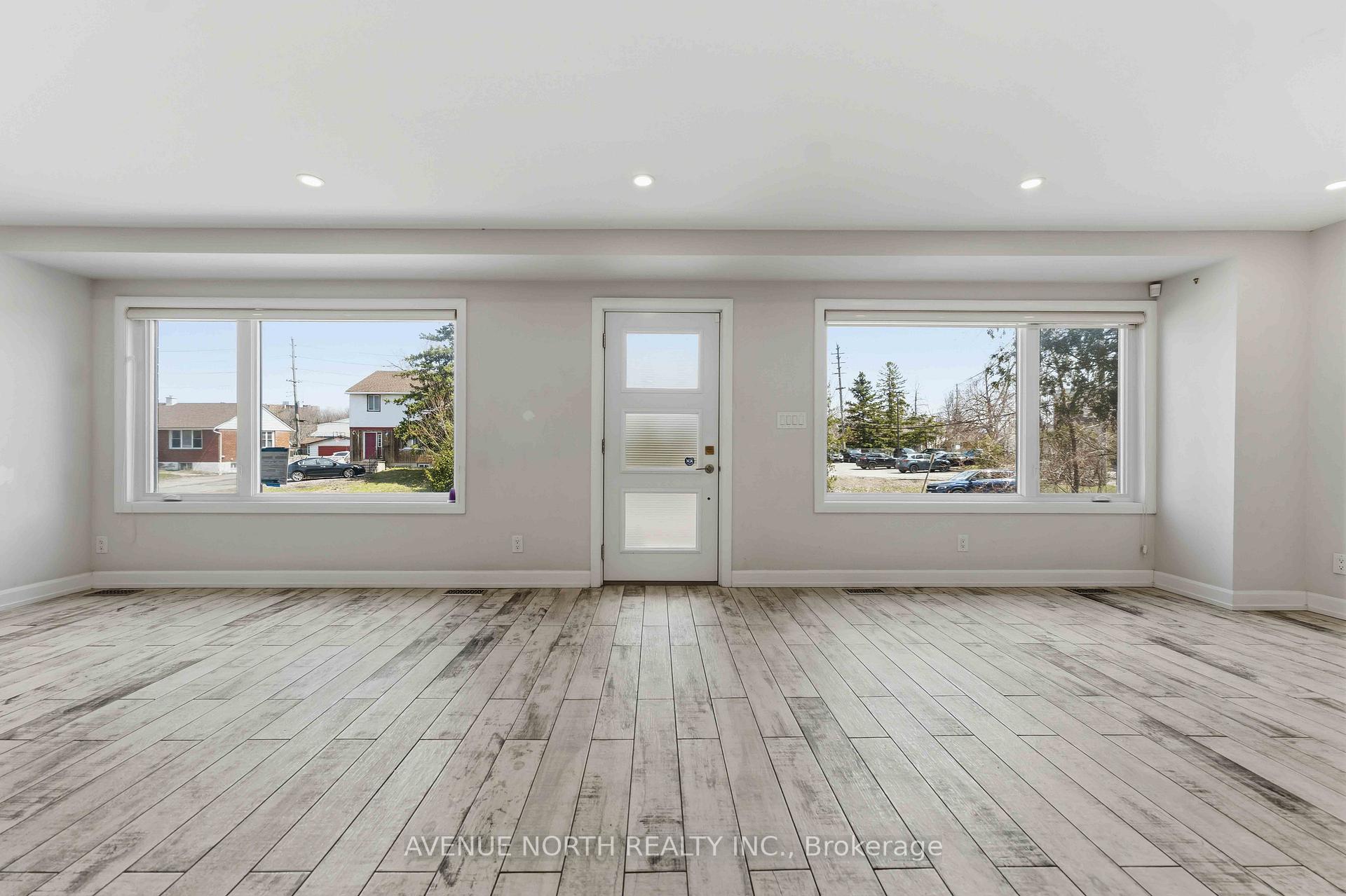 Photo 3 of 2676 Ayers Avenue, Ottawa, Ridgemont — HOMEH