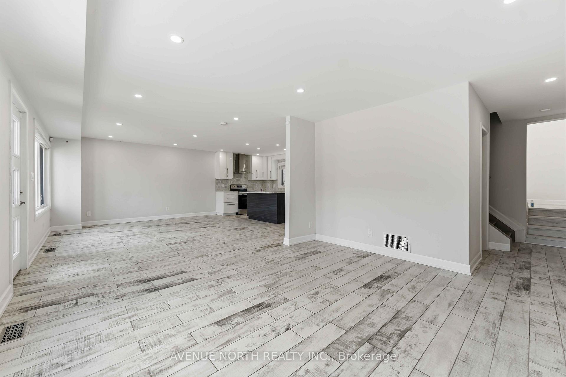 Photo 4 of 2676 Ayers Avenue, Ottawa, Ridgemont — HOMEH