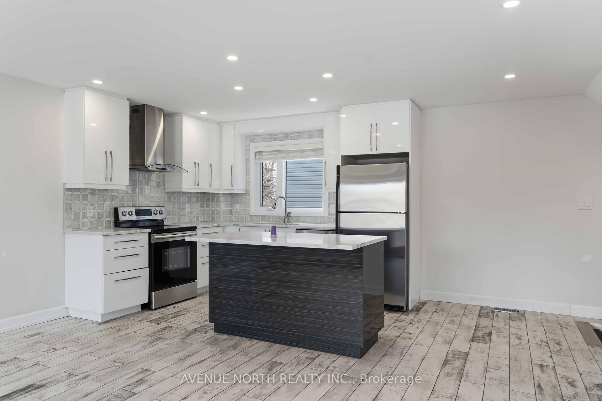 Photo 6 of 2676 Ayers Avenue, Ottawa, Ridgemont — HOMEH